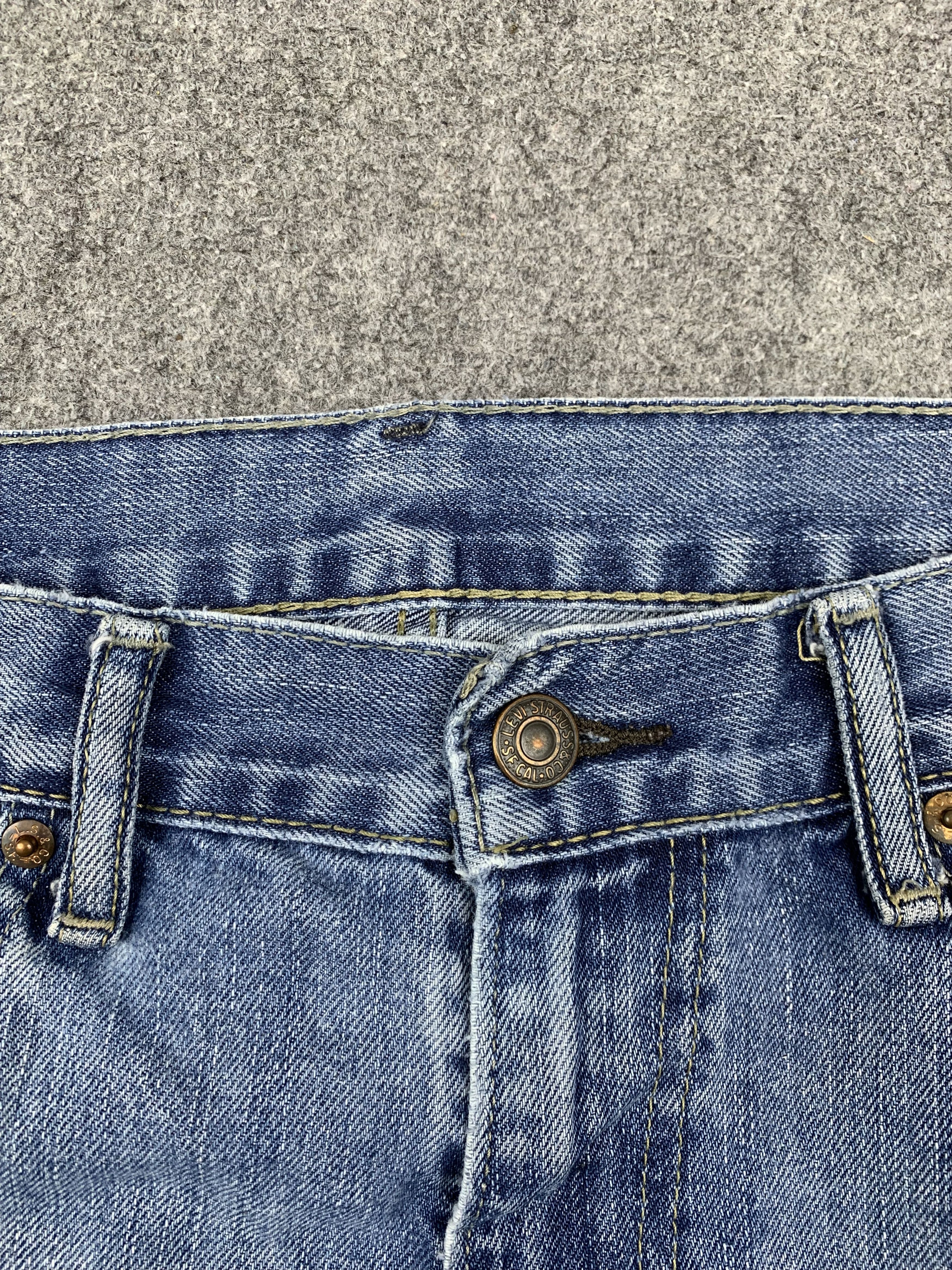 Levi's Vintage Levis 505 Light Wash Jeans DP1715 Size US 34 / EU 50 - 10 Thumbnail