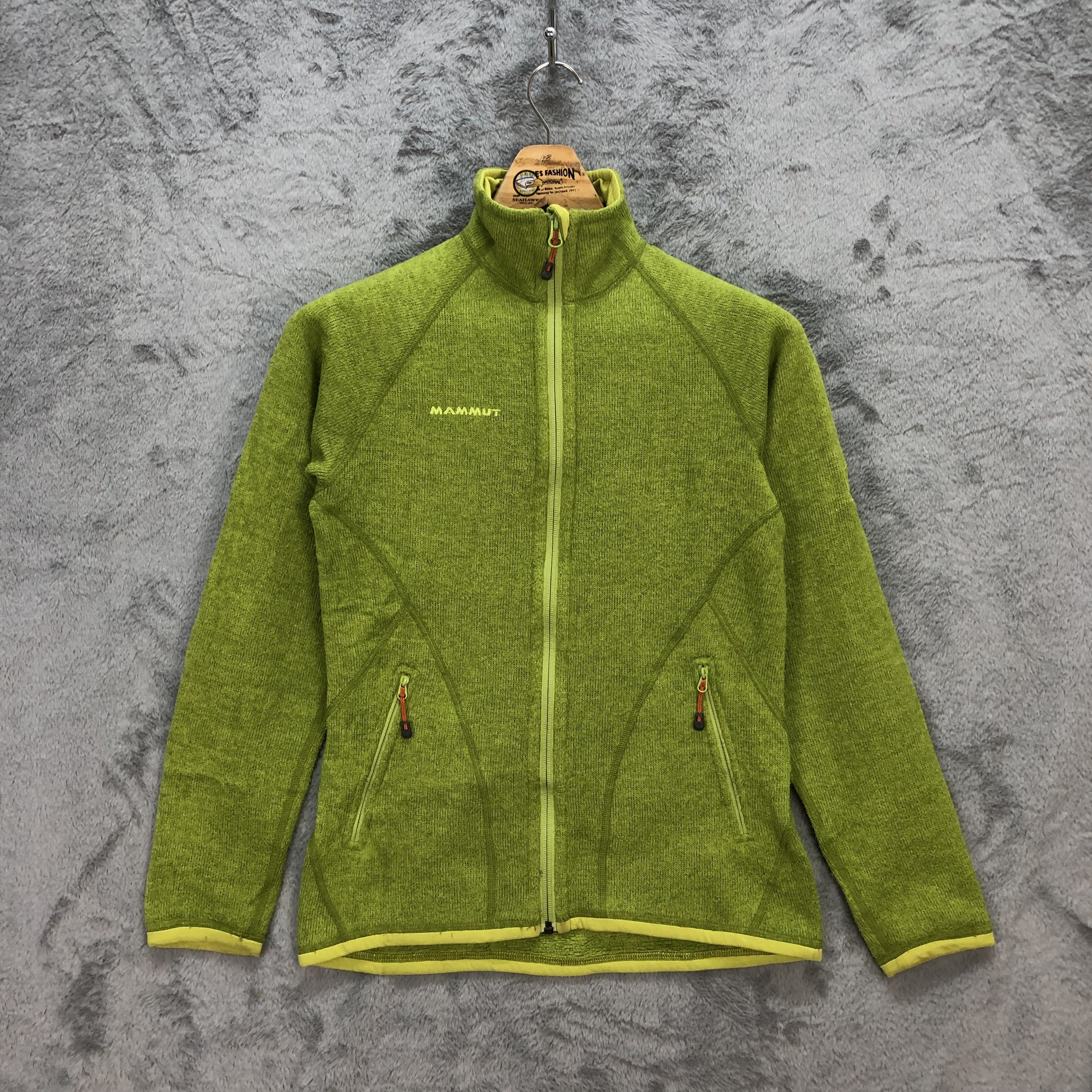 Mammut Mammut Green Turtle Neck Sweater #5866-211 Size XS / US 0-2 / IT 36-38 - 1 Thumbnail
