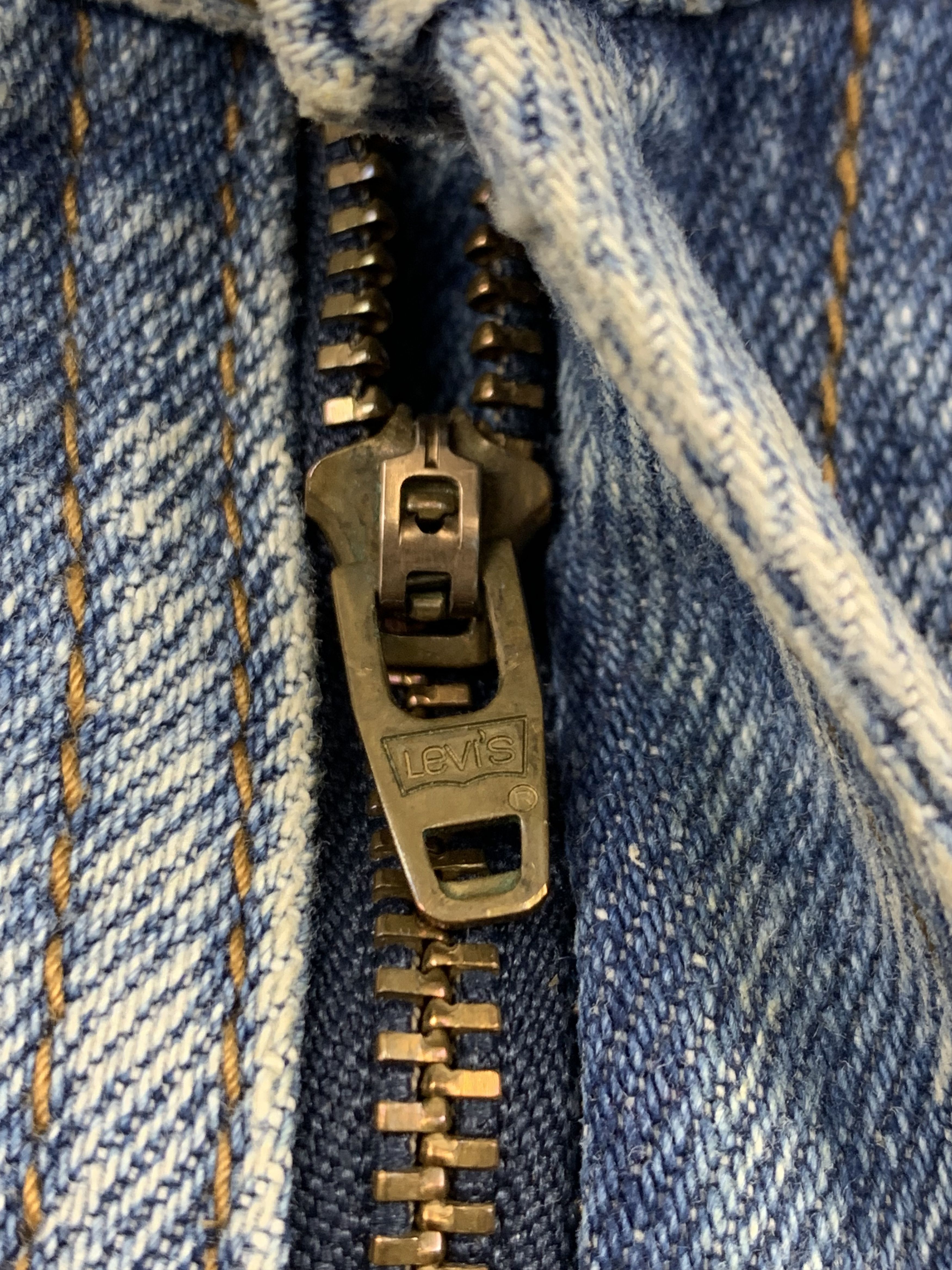 Levi's Light Wash Vintage Levis 550 Jeans DP1731 Size US 31 - 11 Thumbnail