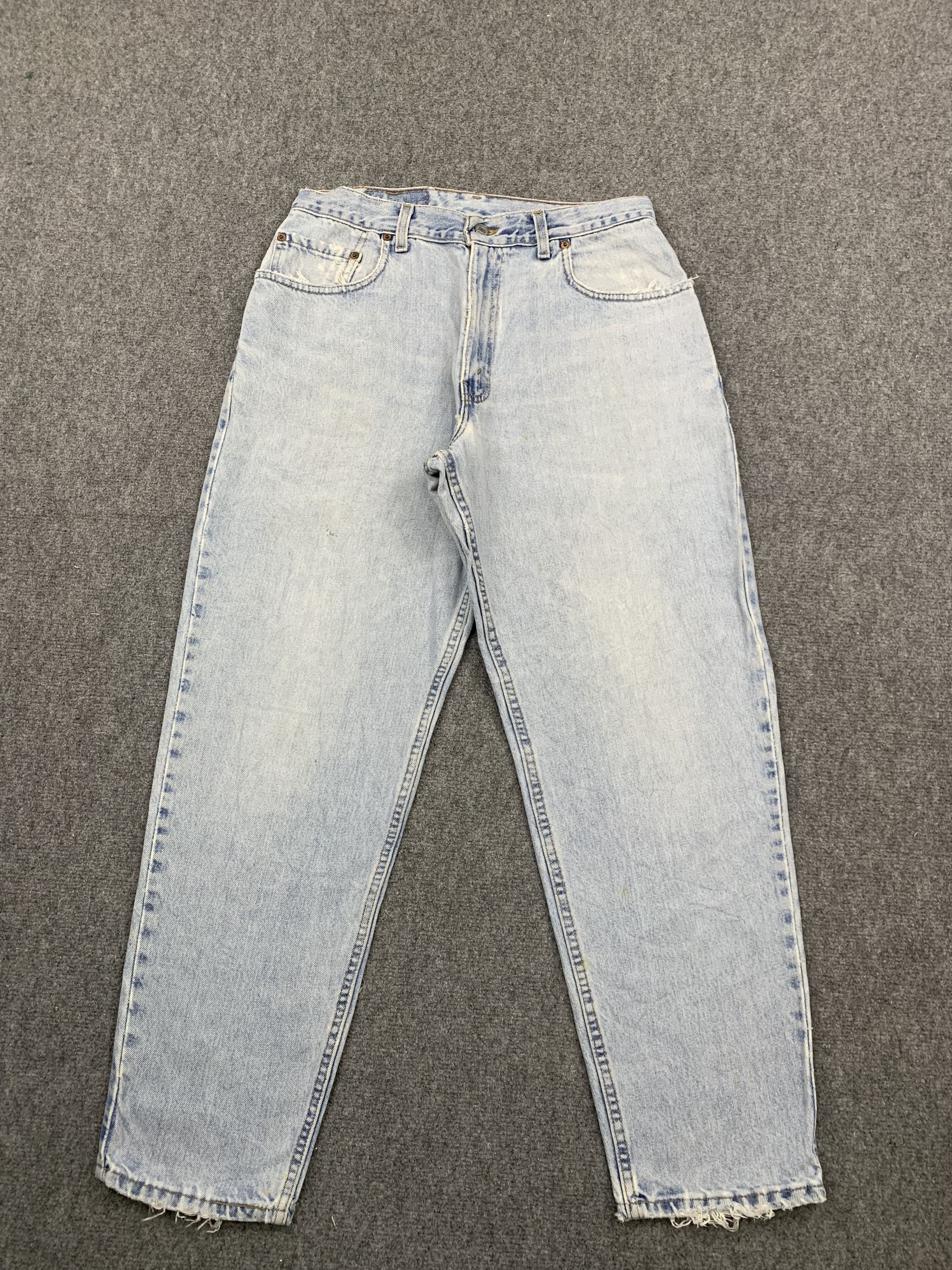 Levi's Vintage 90s Levis 560 Light Wash Jeans DP1739 Size US 32 / EU 48 - 1 Thumbnail