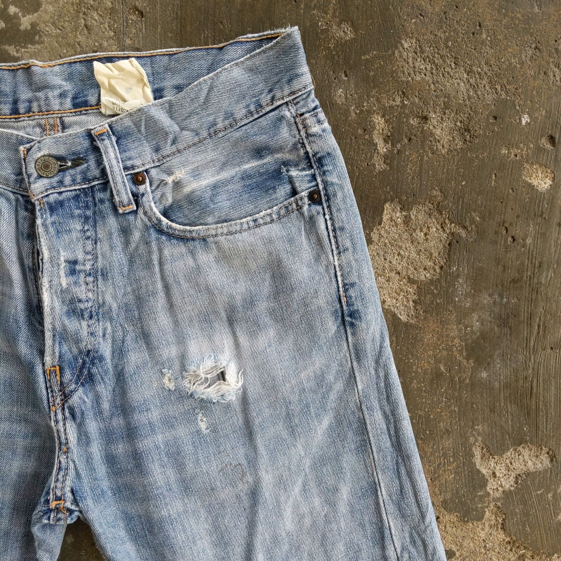 Japanese Brand W31 🔥 Abercrombie & Fitch Sick Distressed Denim Jeans Pants Size US 31 - 4 Thumbnail