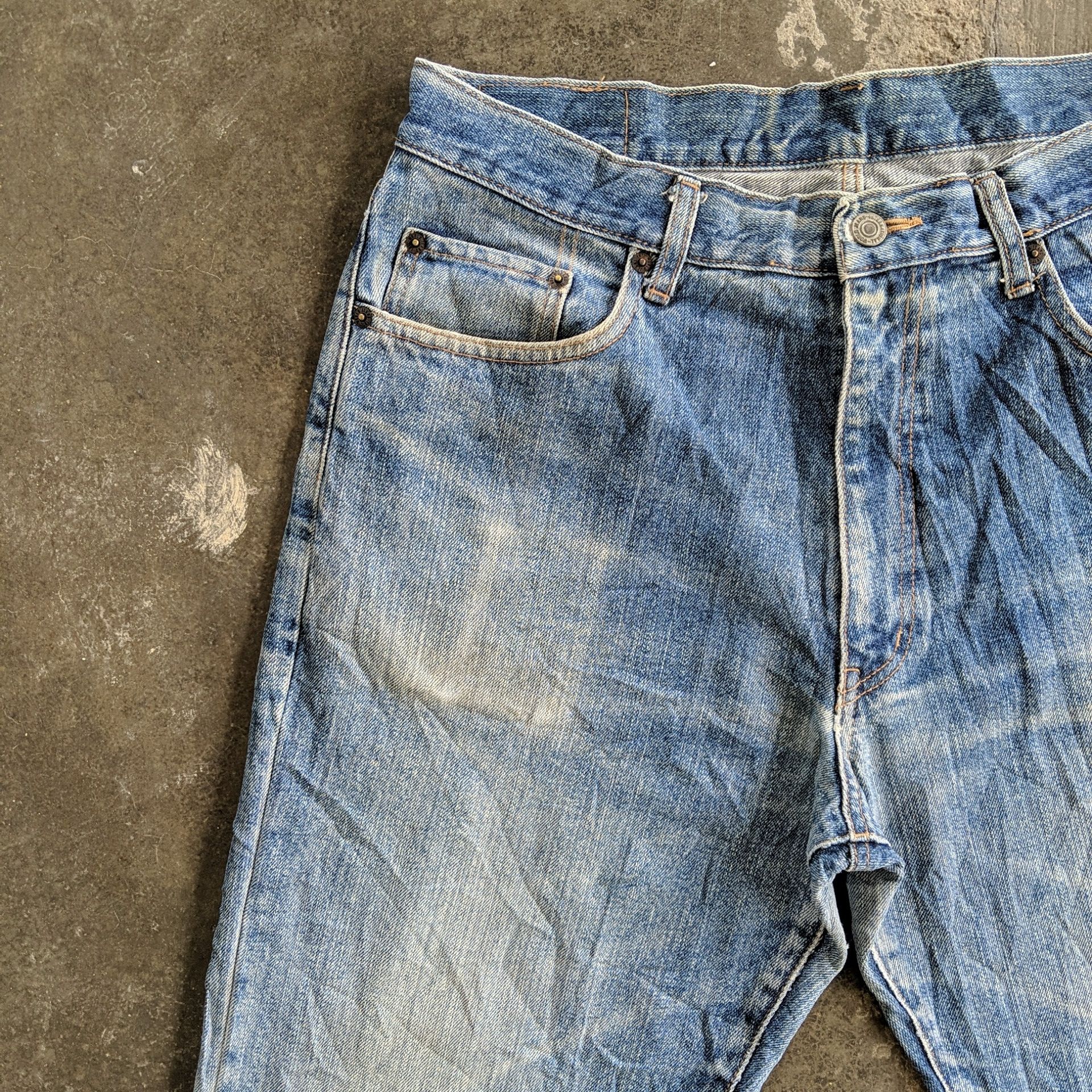 Japanese Brand W34 Vintage Japanese Sick Faded Denim Jeans pants Size US 34 / EU 50 - 4 Thumbnail