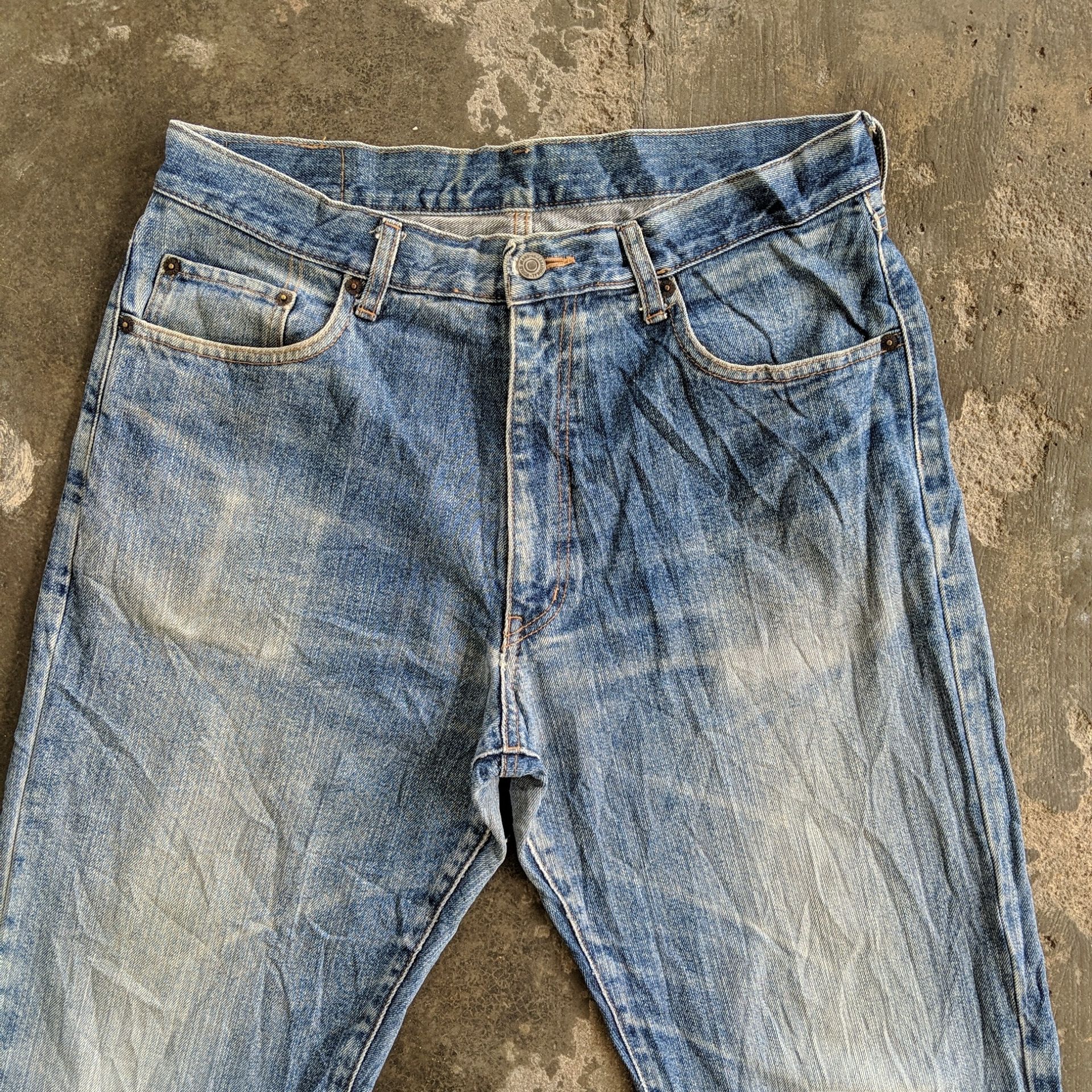 Japanese Brand W34 Vintage Japanese Sick Faded Denim Jeans pants Size US 34 / EU 50 - 3 Thumbnail