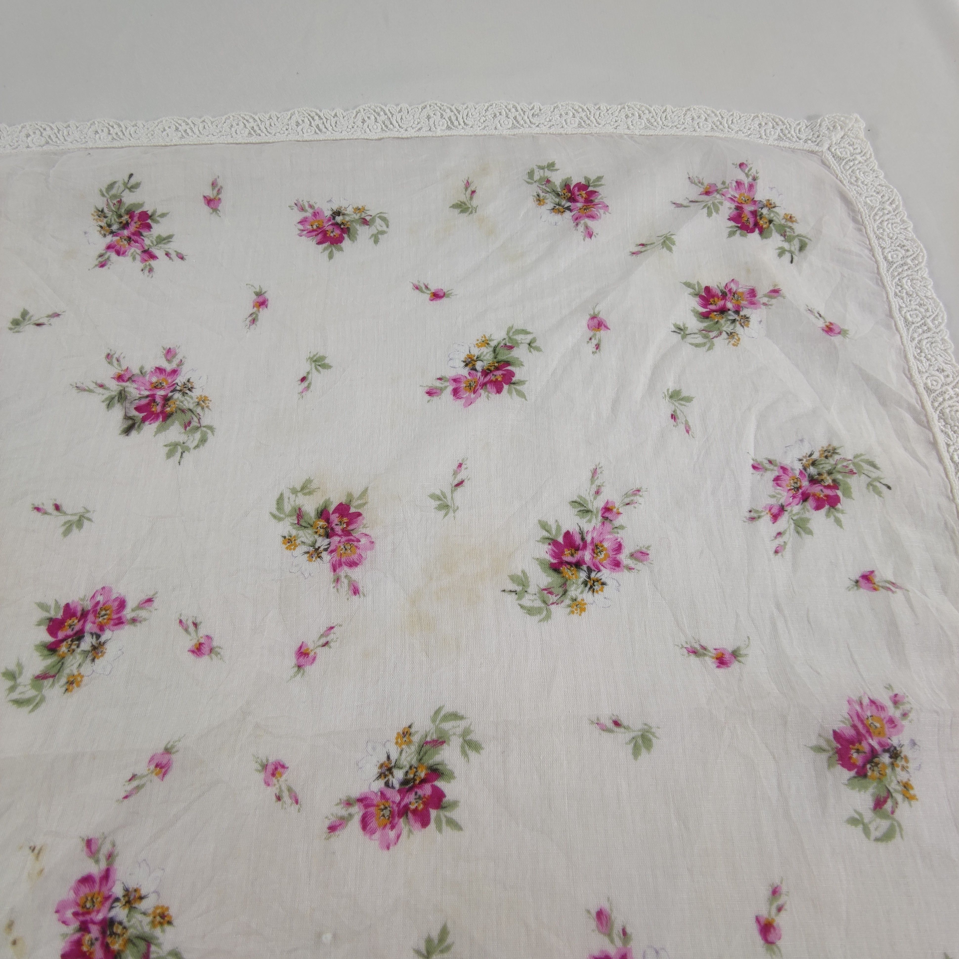 Nina Ricci Nina Ricci Handkerchief/Neckerchief/Bandana Size ONE SIZE - 3 Thumbnail