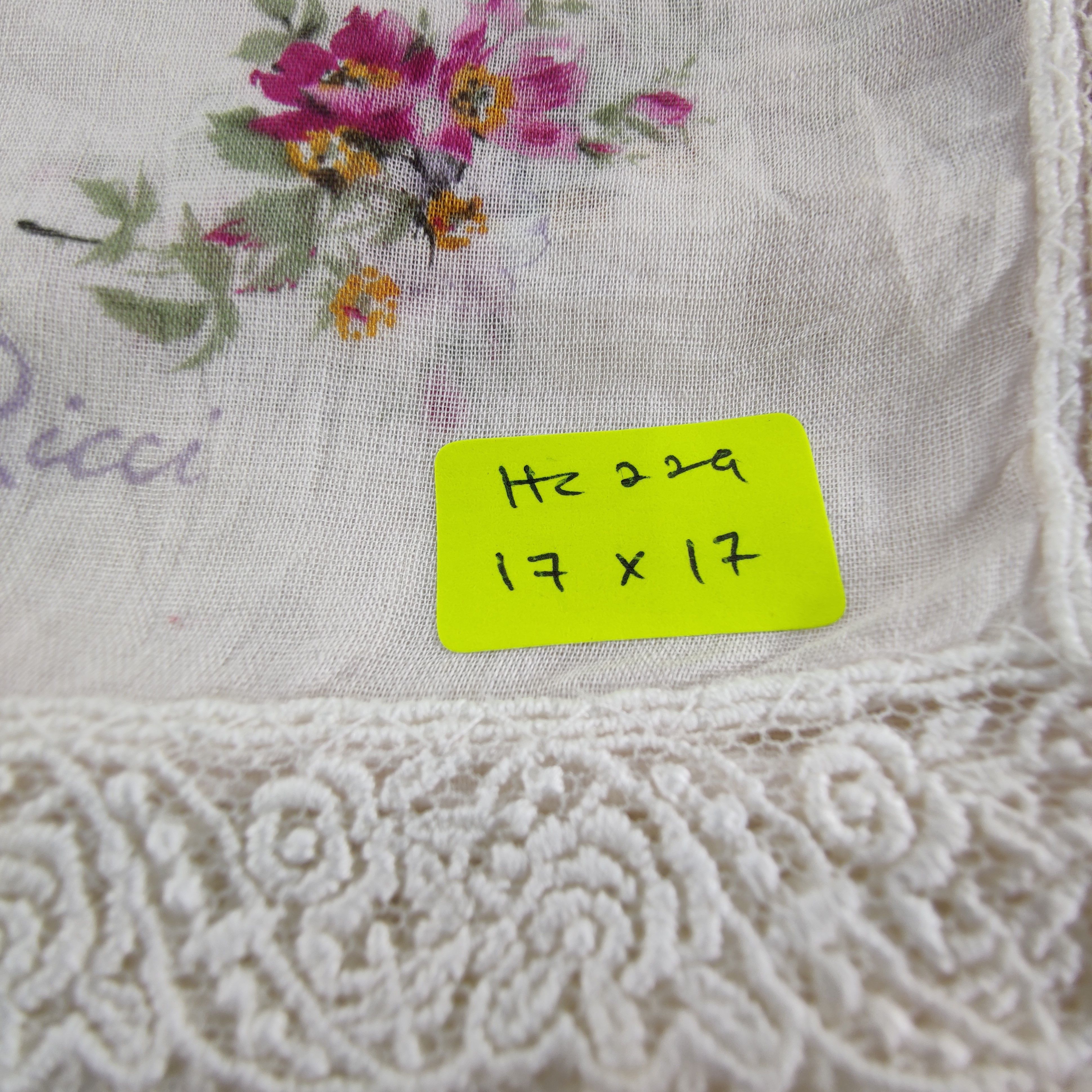 Nina Ricci Nina Ricci Handkerchief/Neckerchief/Bandana Size ONE SIZE - 6 Thumbnail