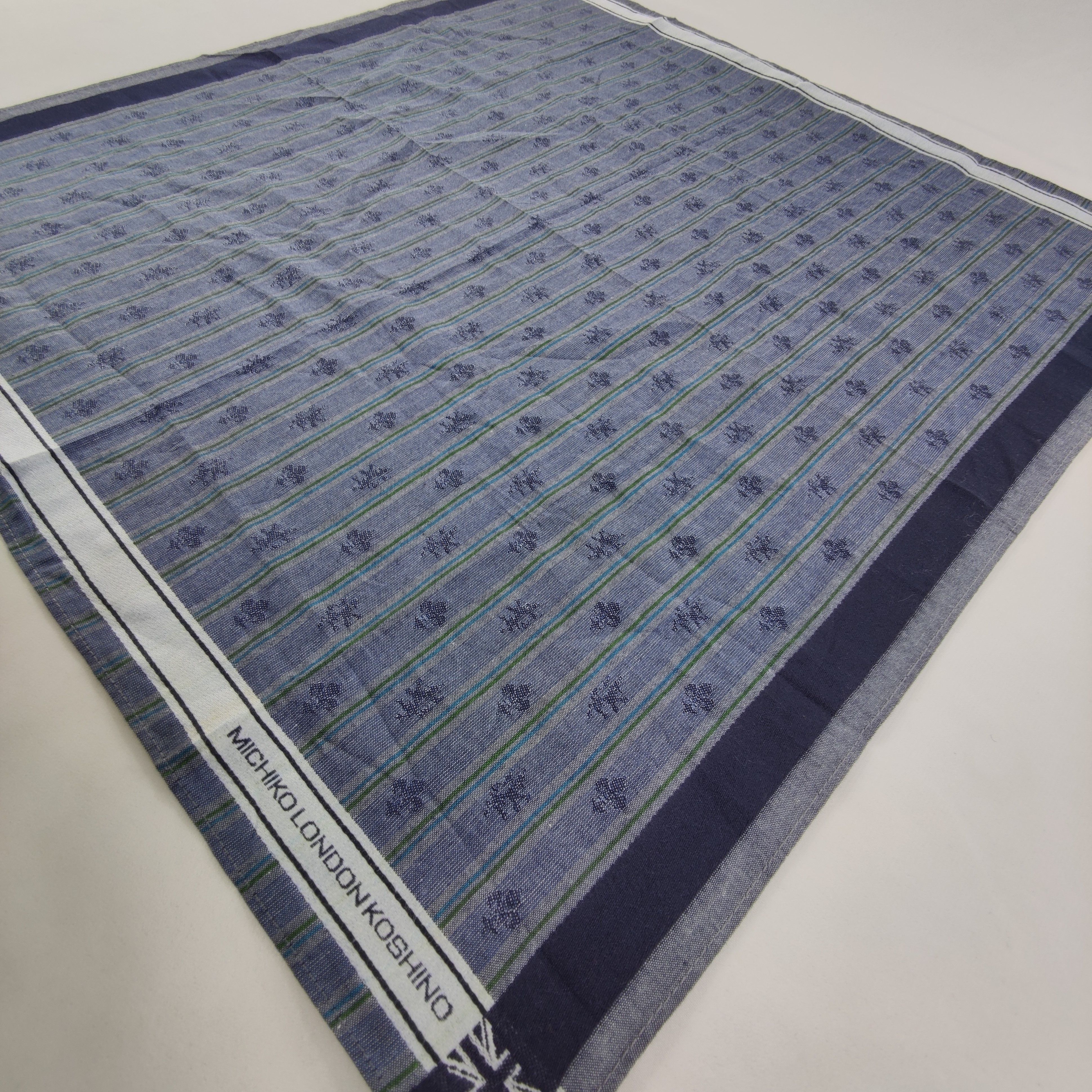 Michiko Koshino London Michiko Koshino Handkerchief/Neckerchief/Bandana Size ONE SIZE - 3 Thumbnail