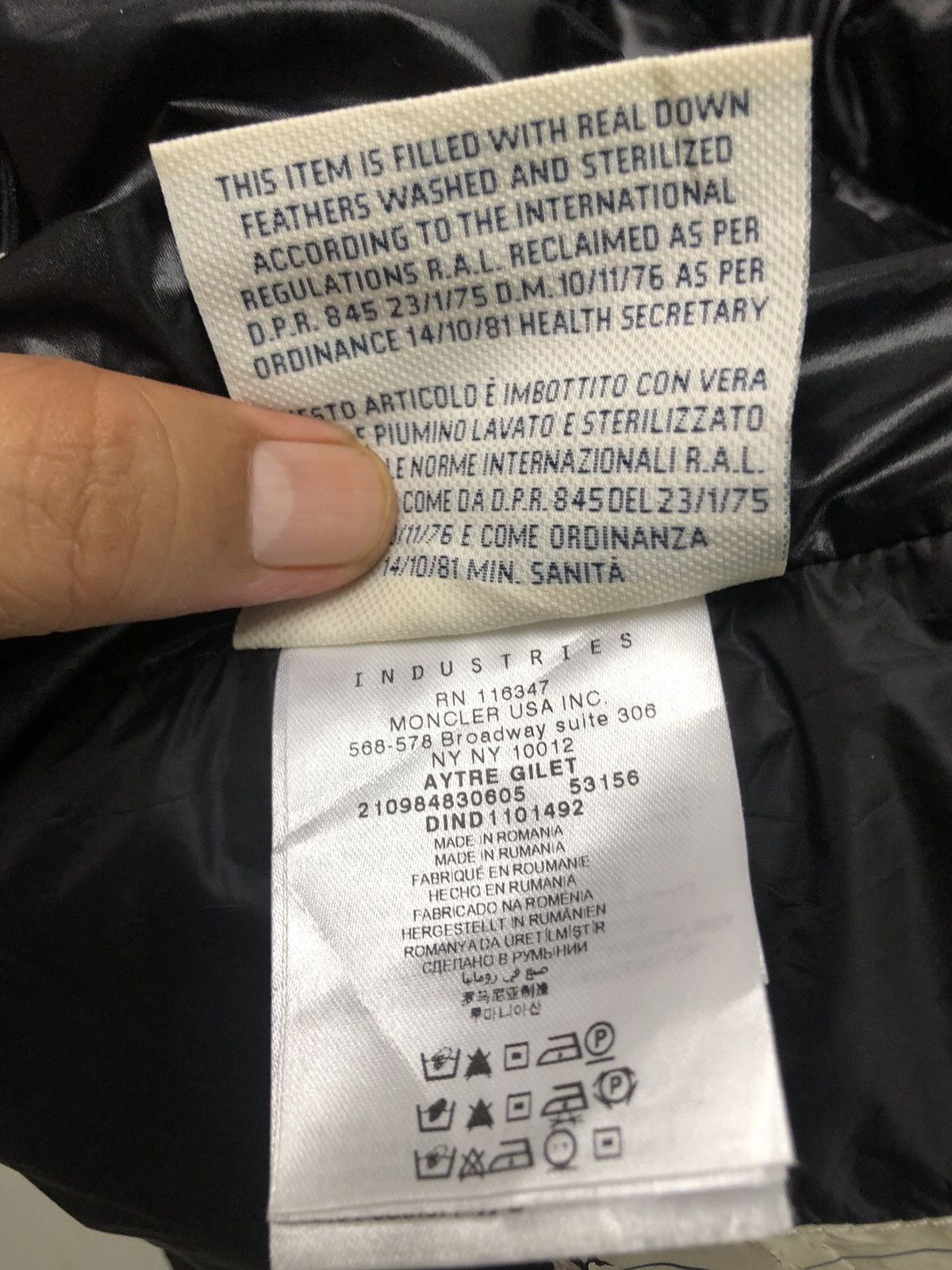 Moncler × Vintage RARE!! VINTAGE MONCLER GRENOBLE PUFFER VEST WITH HOODIE Size S / US 4 / IT 40 - 21 Thumbnail