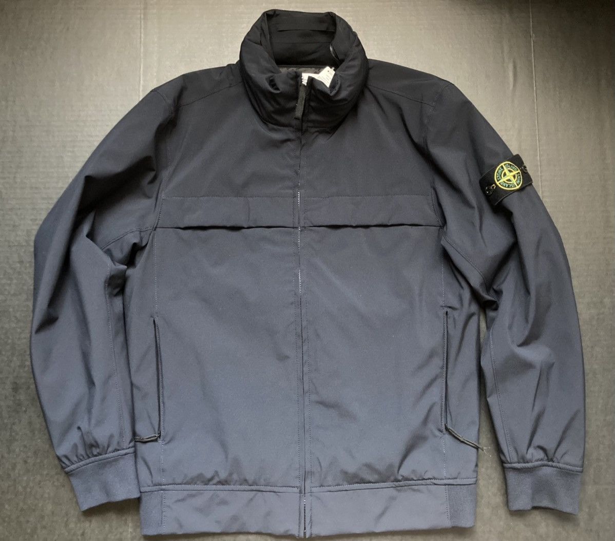 Stone Island Stone Island Soft Shell-R Primaloft navy jacket medium Size US M / EU 48-50 / 2 - 2 Thumbnail