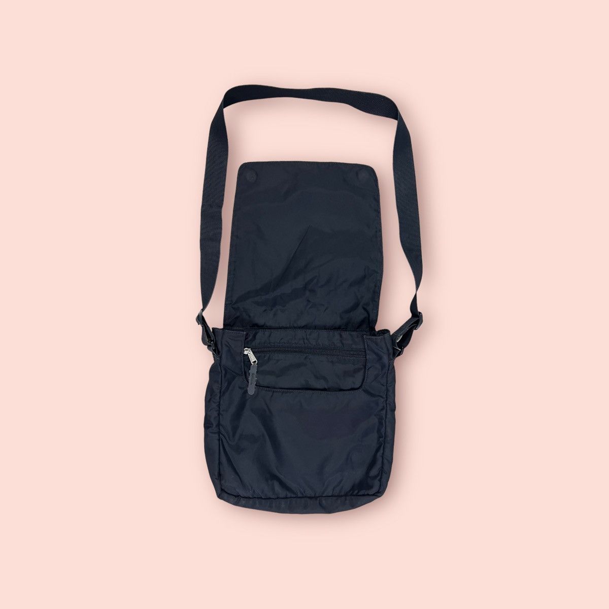 The North Face × Vintage Y2K THE NORTH FACE CROSSBODY SLING BAG Size ONE SIZE - 9 Thumbnail