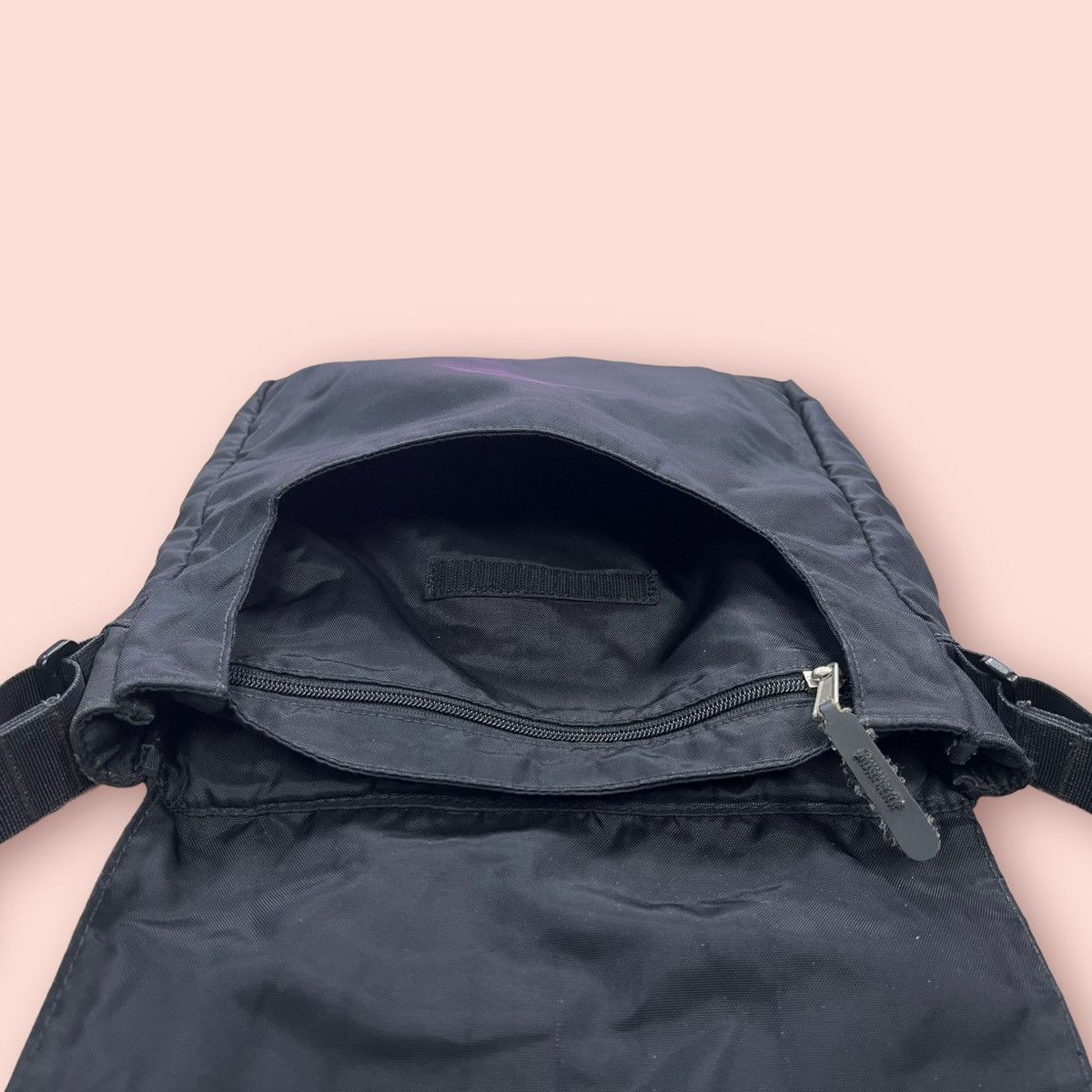 The North Face × Vintage Y2K THE NORTH FACE CROSSBODY SLING BAG Size ONE SIZE - 11 Thumbnail