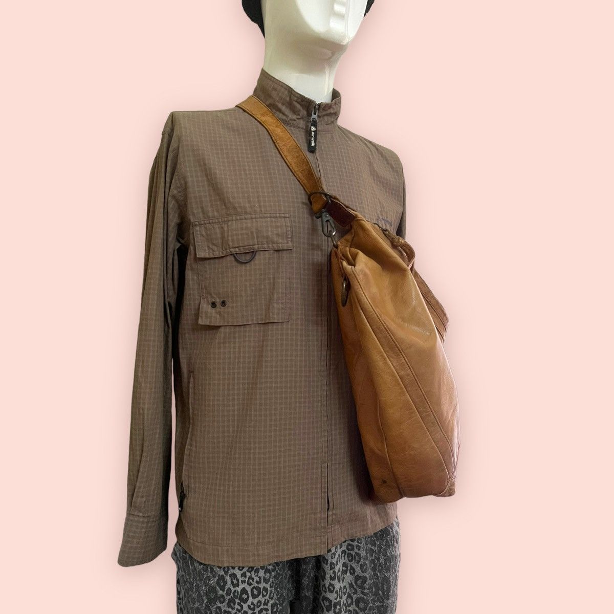 Creed × Genuine Leather × Japanese Brand VINTAGE CREED GENUINE LEATHER 3 WAY BODY BAG Size ONE SIZE - 15 Thumbnail