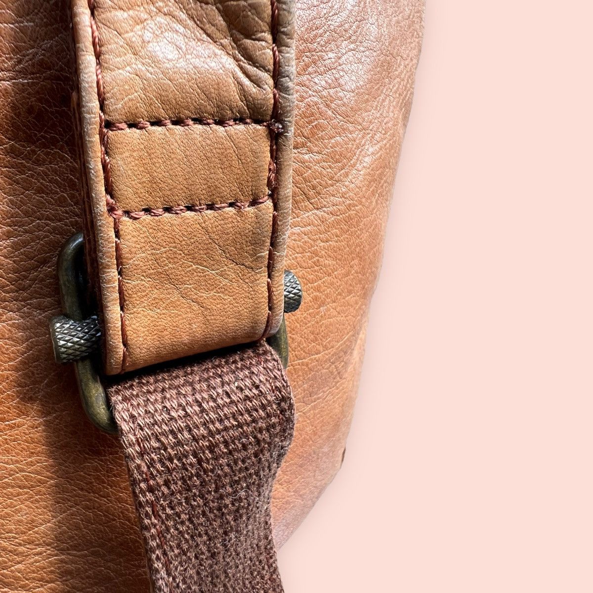 Creed × Genuine Leather × Japanese Brand VINTAGE CREED GENUINE LEATHER 3 WAY BODY BAG Size ONE SIZE - 21 Thumbnail