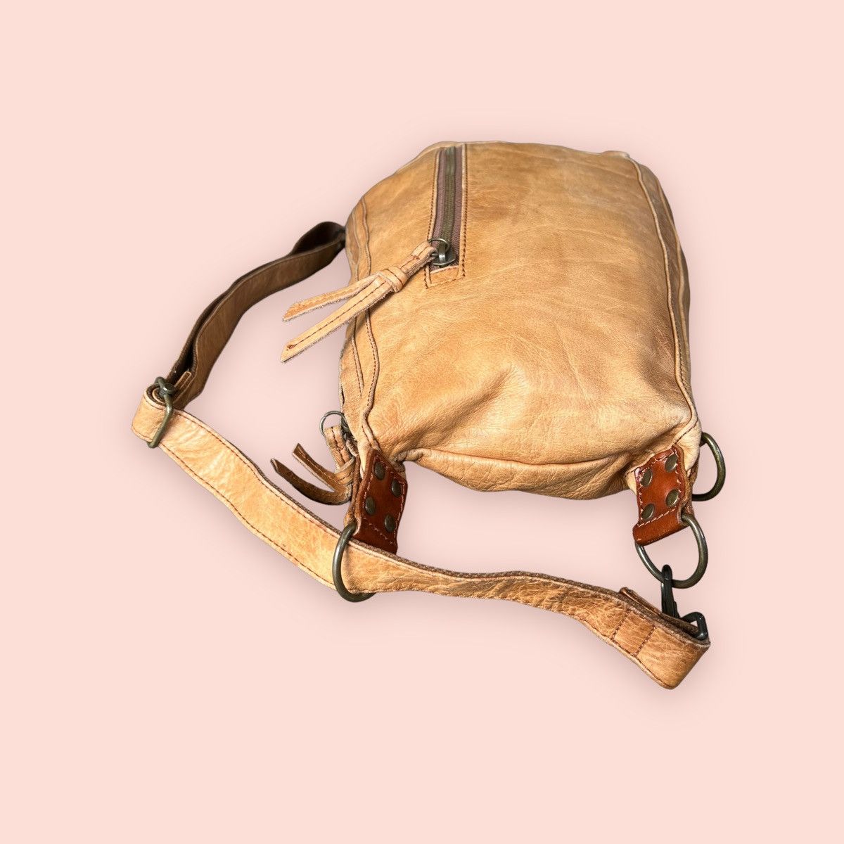 Creed × Genuine Leather × Japanese Brand VINTAGE CREED GENUINE LEATHER 3 WAY BODY BAG Size ONE SIZE - 9 Thumbnail