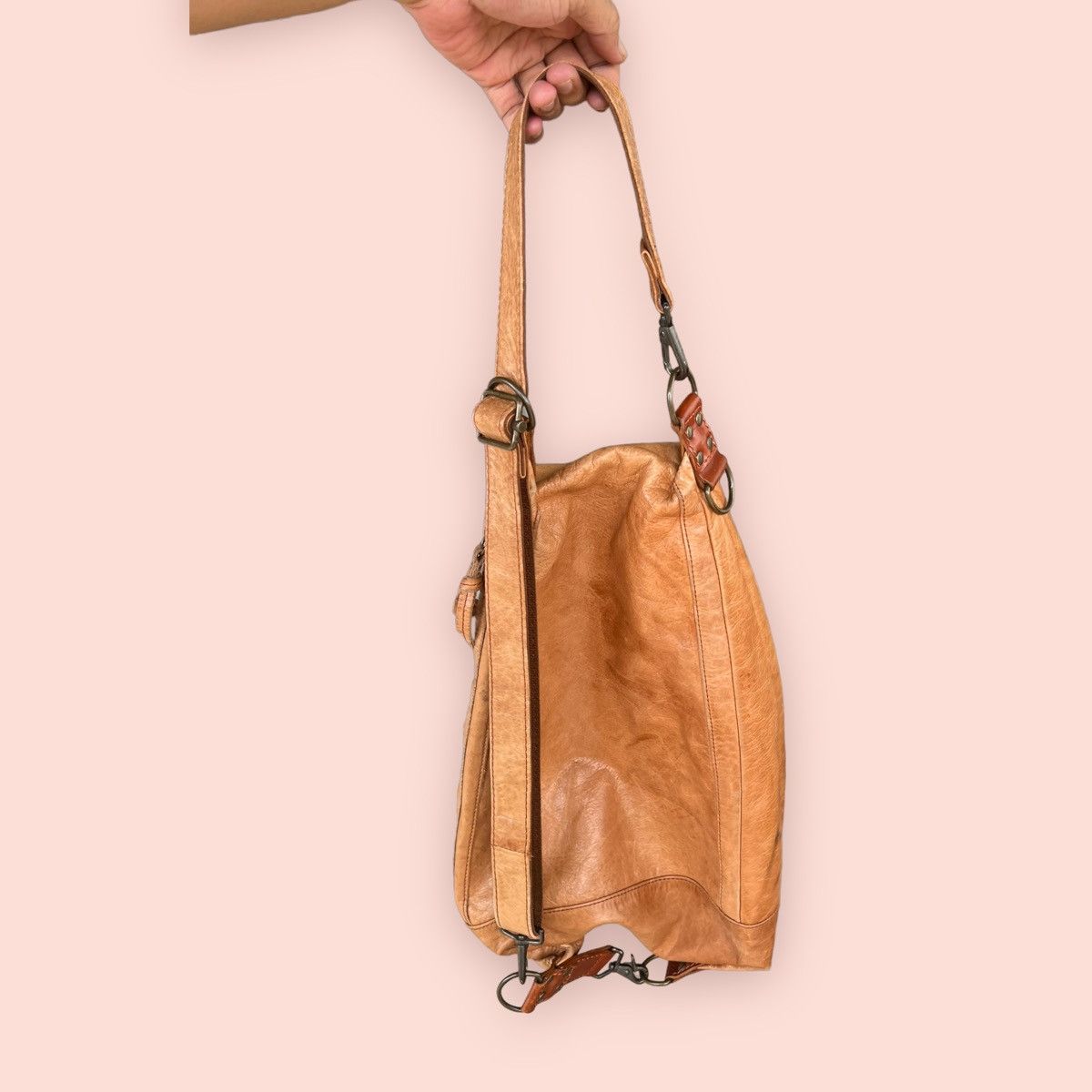 Creed × Genuine Leather × Japanese Brand VINTAGE CREED GENUINE LEATHER 3 WAY BODY BAG Size ONE SIZE - 17 Thumbnail