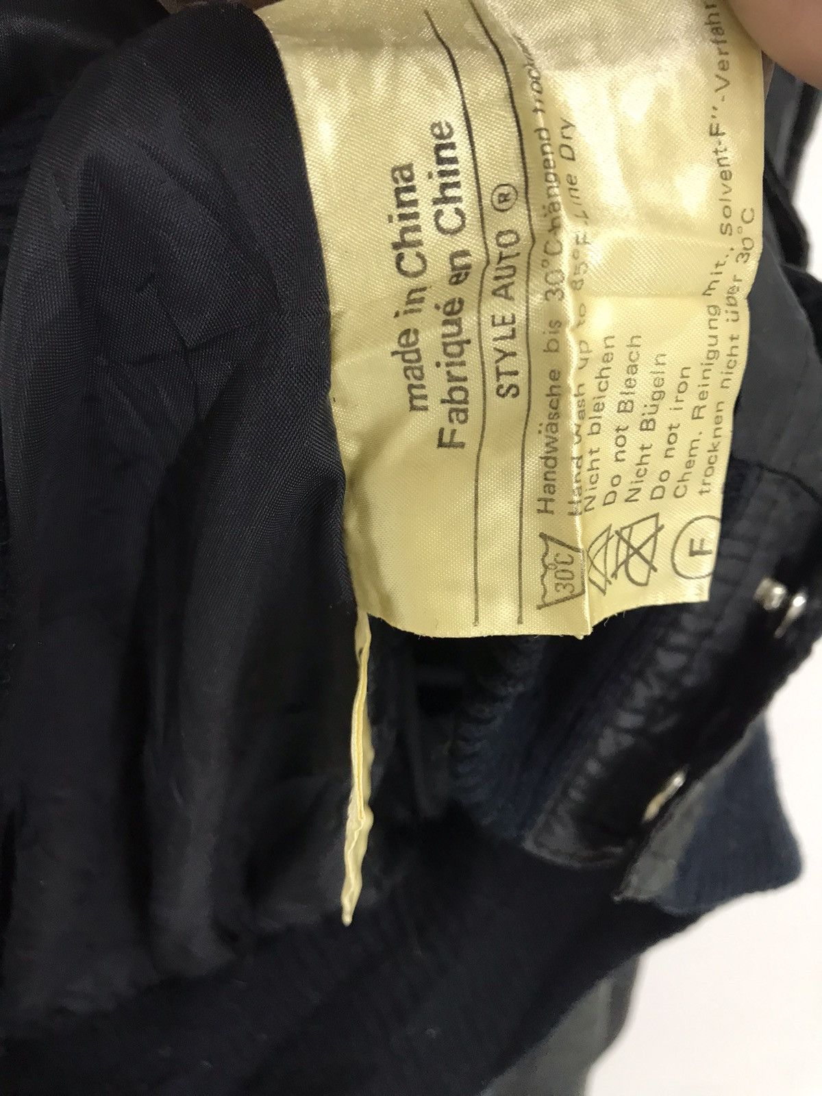 Mercedes-Benz × Sports Specialties Mercedez benz survival light jacket multizipper final home Size US M / EU 48-50 / 2 - 13 Thumbnail