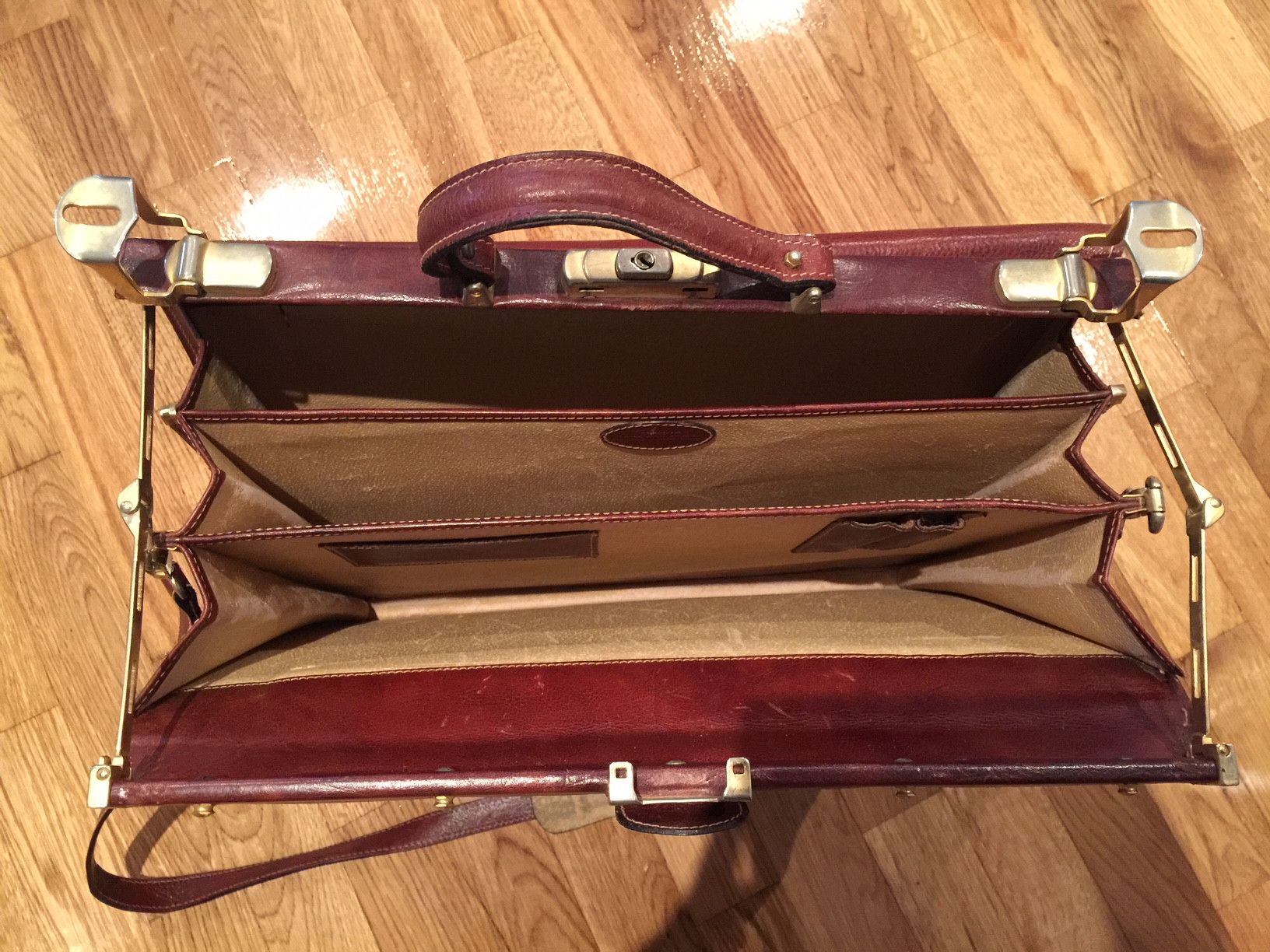 Milana cowhide briefcase