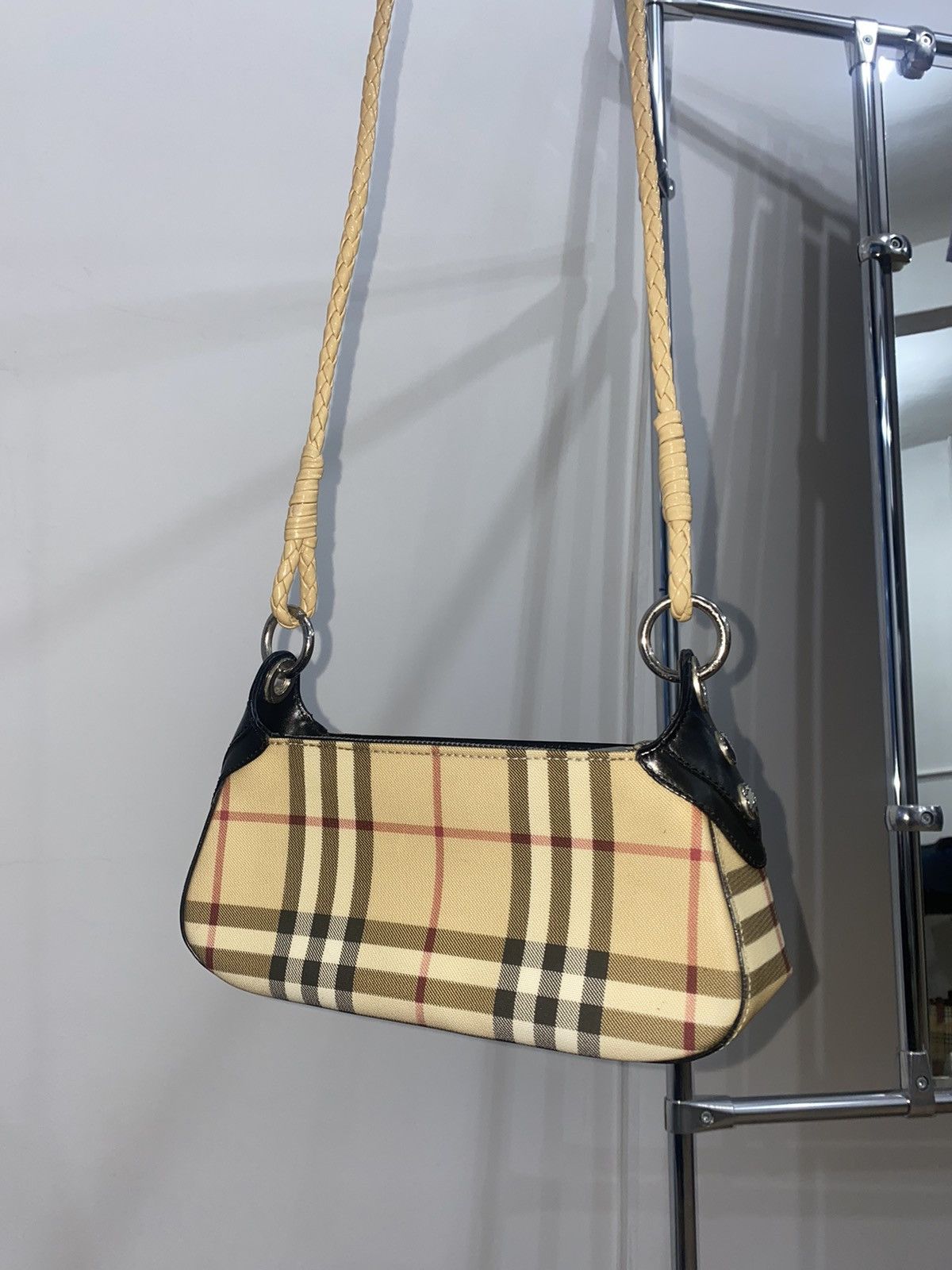 Burberry × Designer Burberry Nova Check Shoulder Bag Size ONE SIZE - 1 Thumbnail
