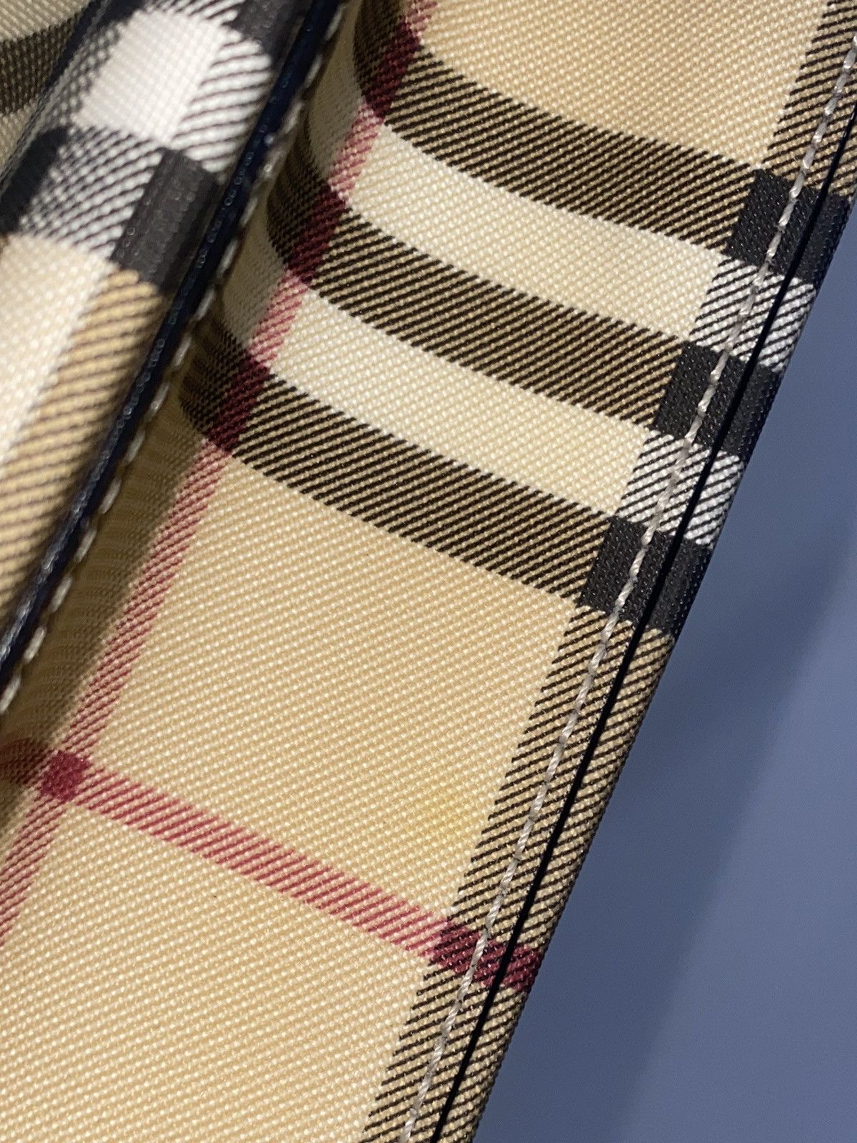 Burberry × Designer Burberry Nova Check Shoulder Bag Size ONE SIZE - 9 Thumbnail
