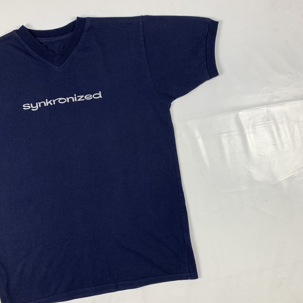 Band Tees Jamiroquai Band Synkronized Album Promote V Neck Shirt Size US M / EU 48-50 / 2 - 4 Thumbnail
