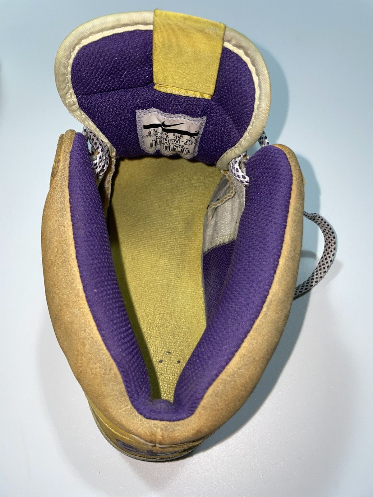 Vintage Vintage Nike 6.0 Mavrk Mid Lakers Yellow Purple Size US 8.5 / EU 41-42 - 14 Thumbnail