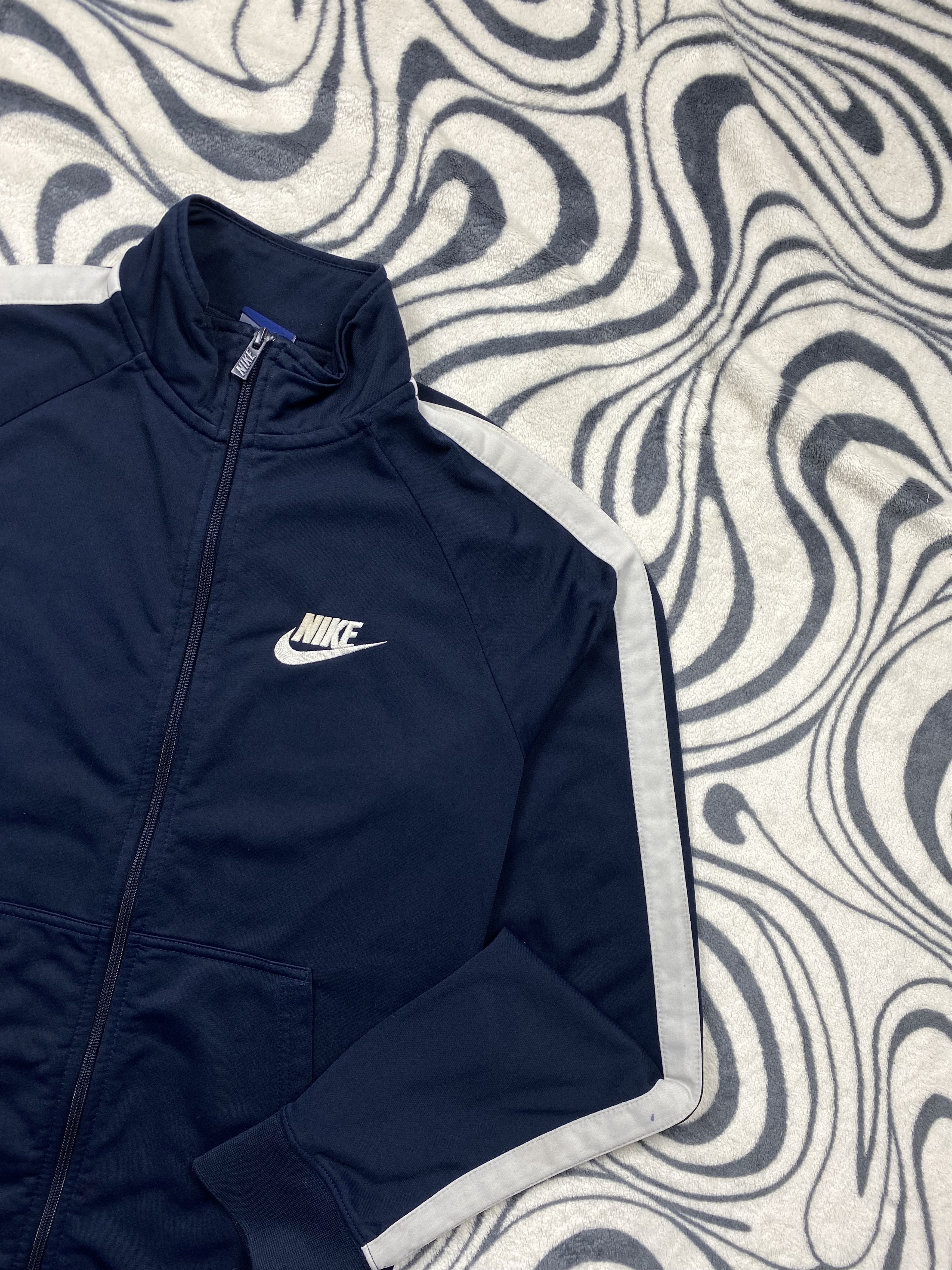 Nike Nike Vintage Mens Track Top Jacket Y2K Size US L / EU 52-54 / 3 - 2 Thumbnail