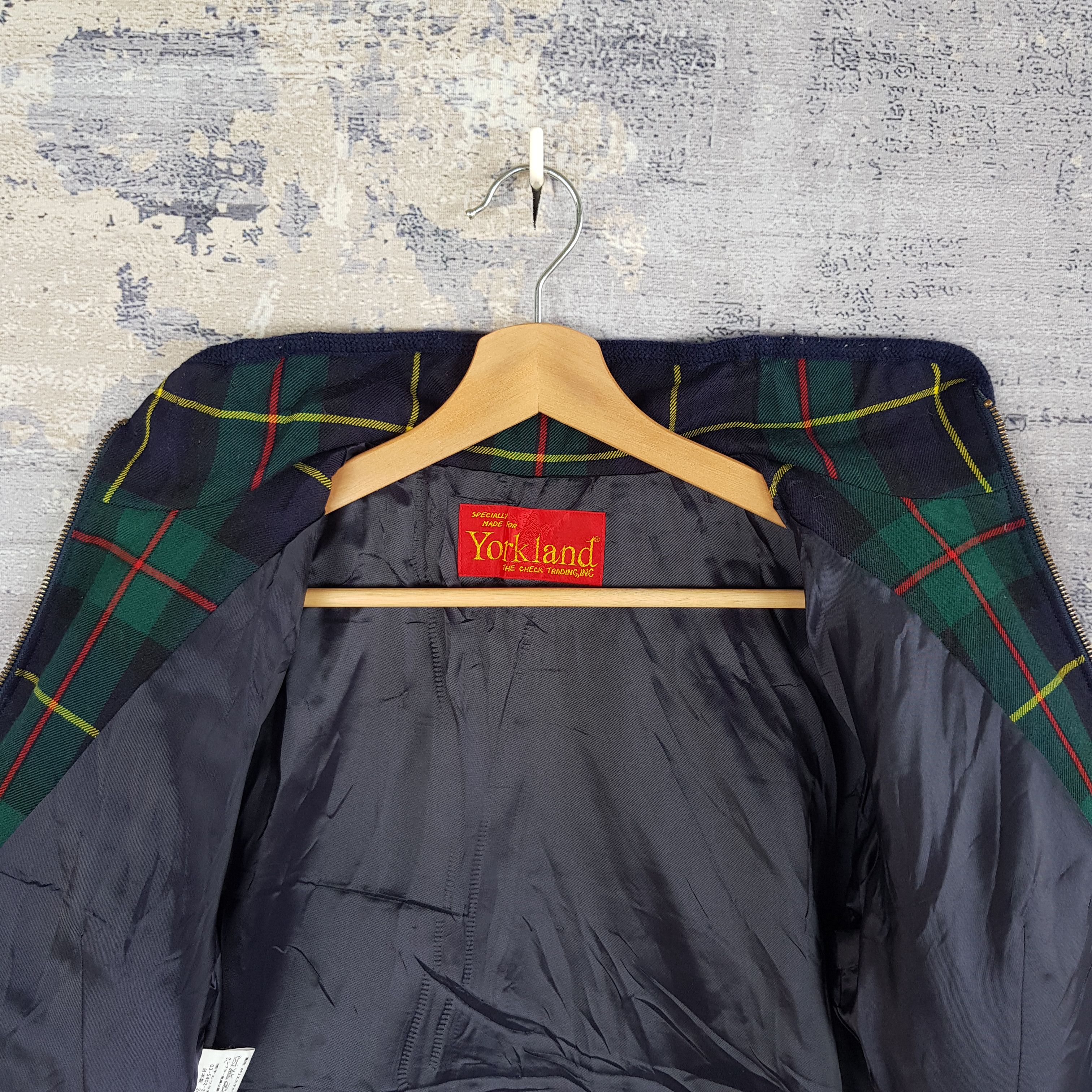 Japanese Brand × Vintage Vintage Japanese Yorkland Jacket Checkered Quilt Jacket Size US M / EU 48-50 / 2 - 5 Thumbnail