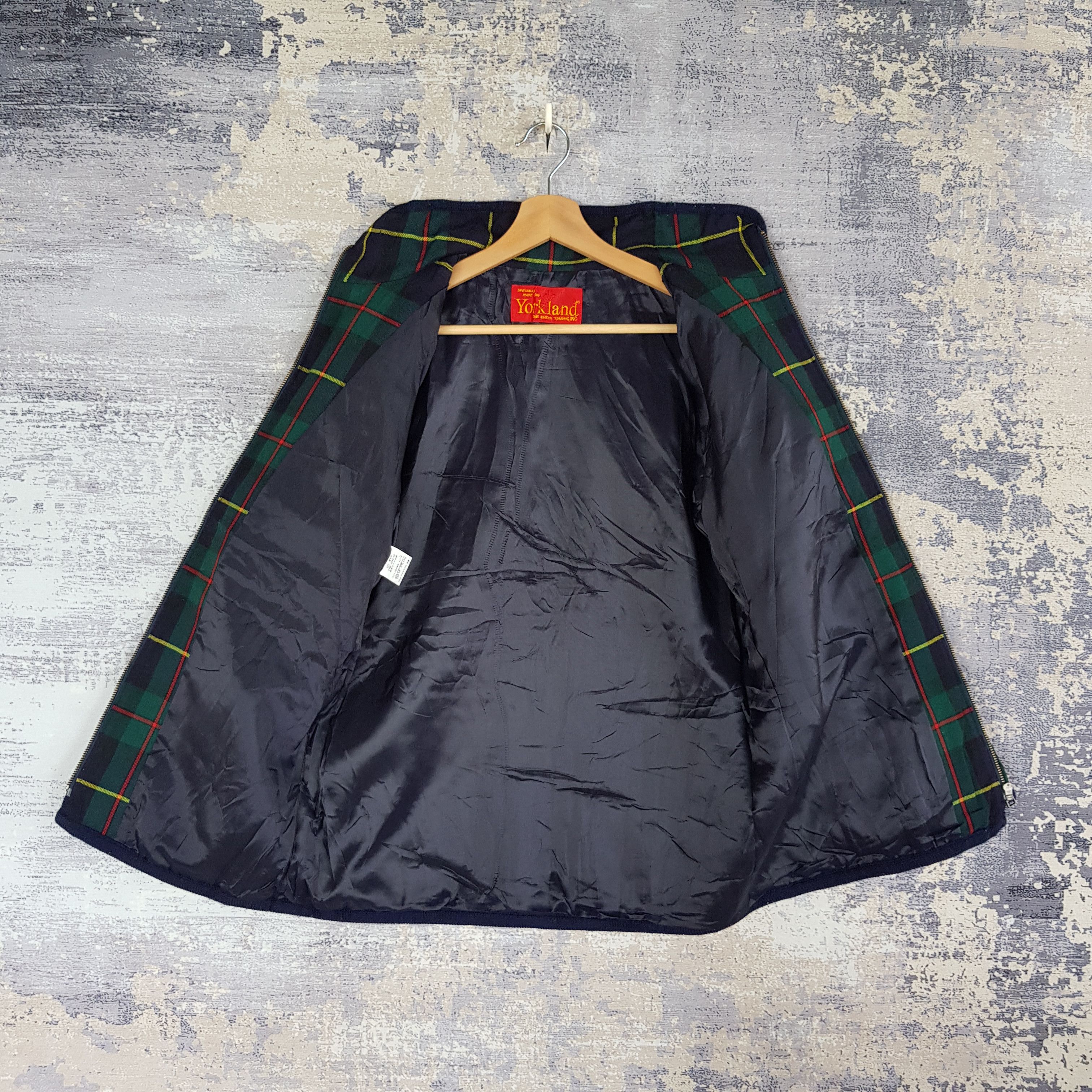 Japanese Brand × Vintage Vintage Japanese Yorkland Jacket Checkered Quilt Jacket Size US M / EU 48-50 / 2 - 4 Thumbnail