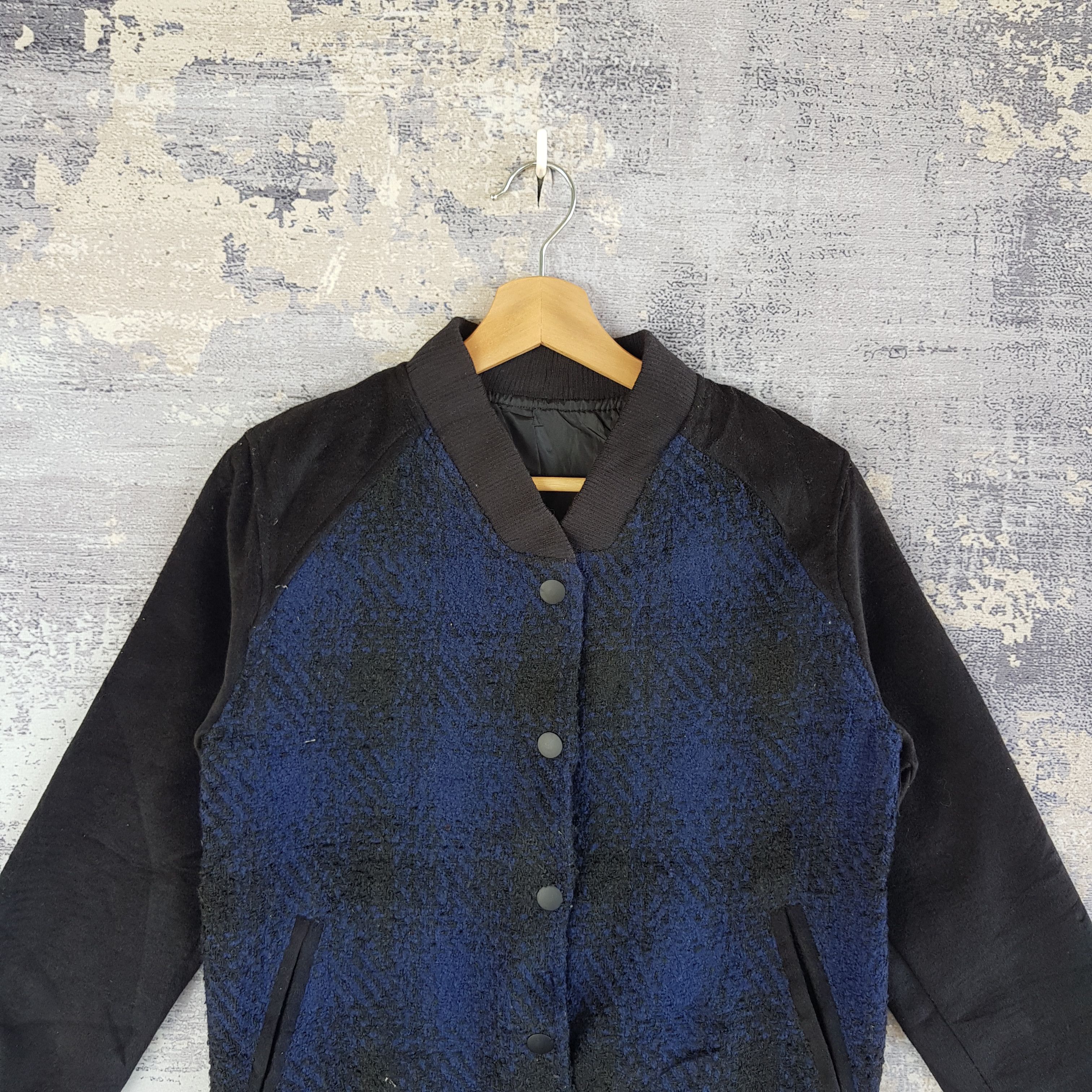 Japanese Brand × Vintage Vintage Japanese Varsity Jacket Tartan Plaid Wool Jacket Size XS / US 0-2 / IT 36-38 - 2 Thumbnail