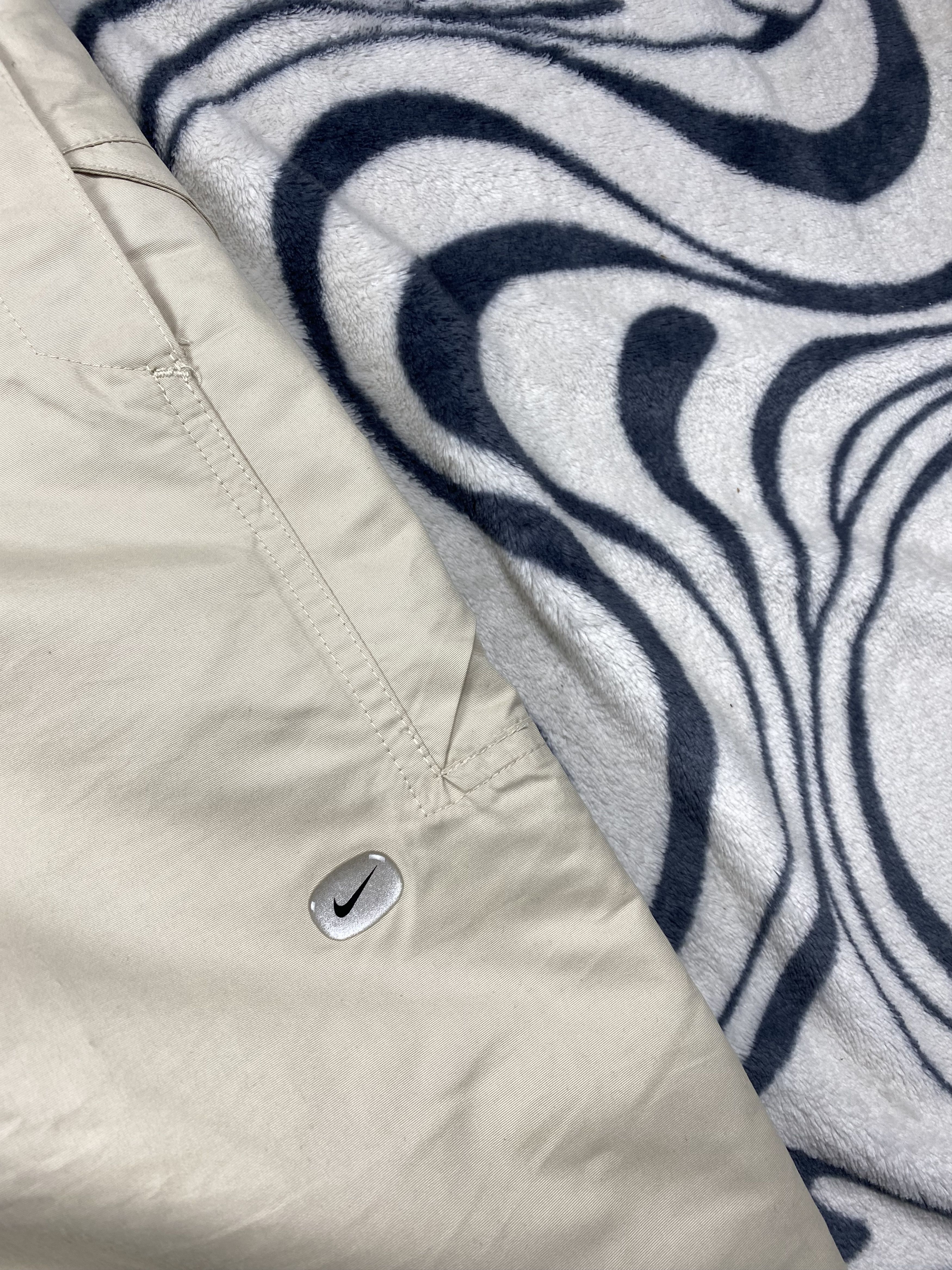 Nike Nike SPRTSDLX Vintage Nylon Pants inside on fleece Y2K Size US 34 / EU 50 - 3 Thumbnail