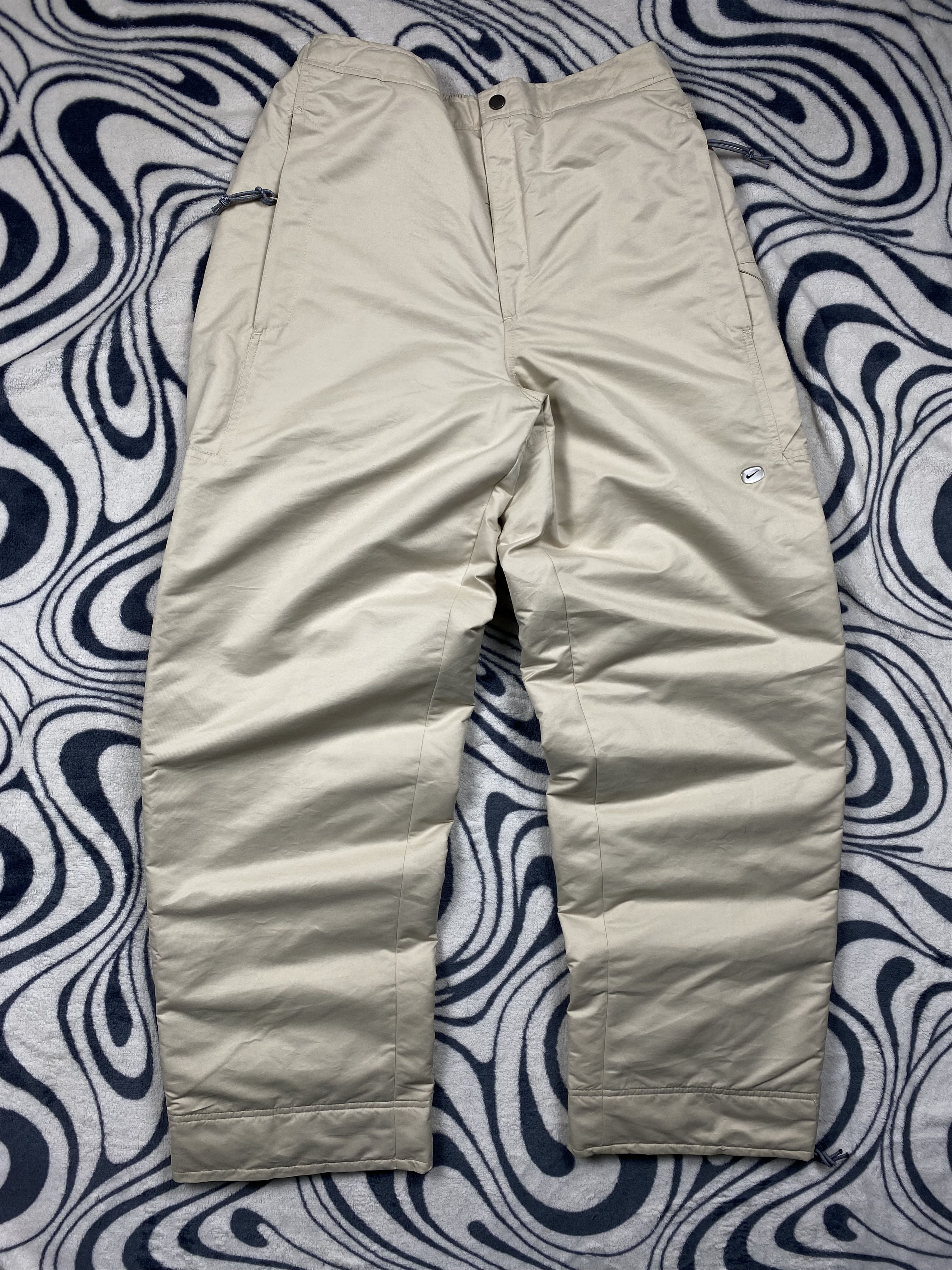 Nike Nike SPRTSDLX Vintage Nylon Pants inside on fleece Y2K Size US 34 / EU 50 - 1 Thumbnail