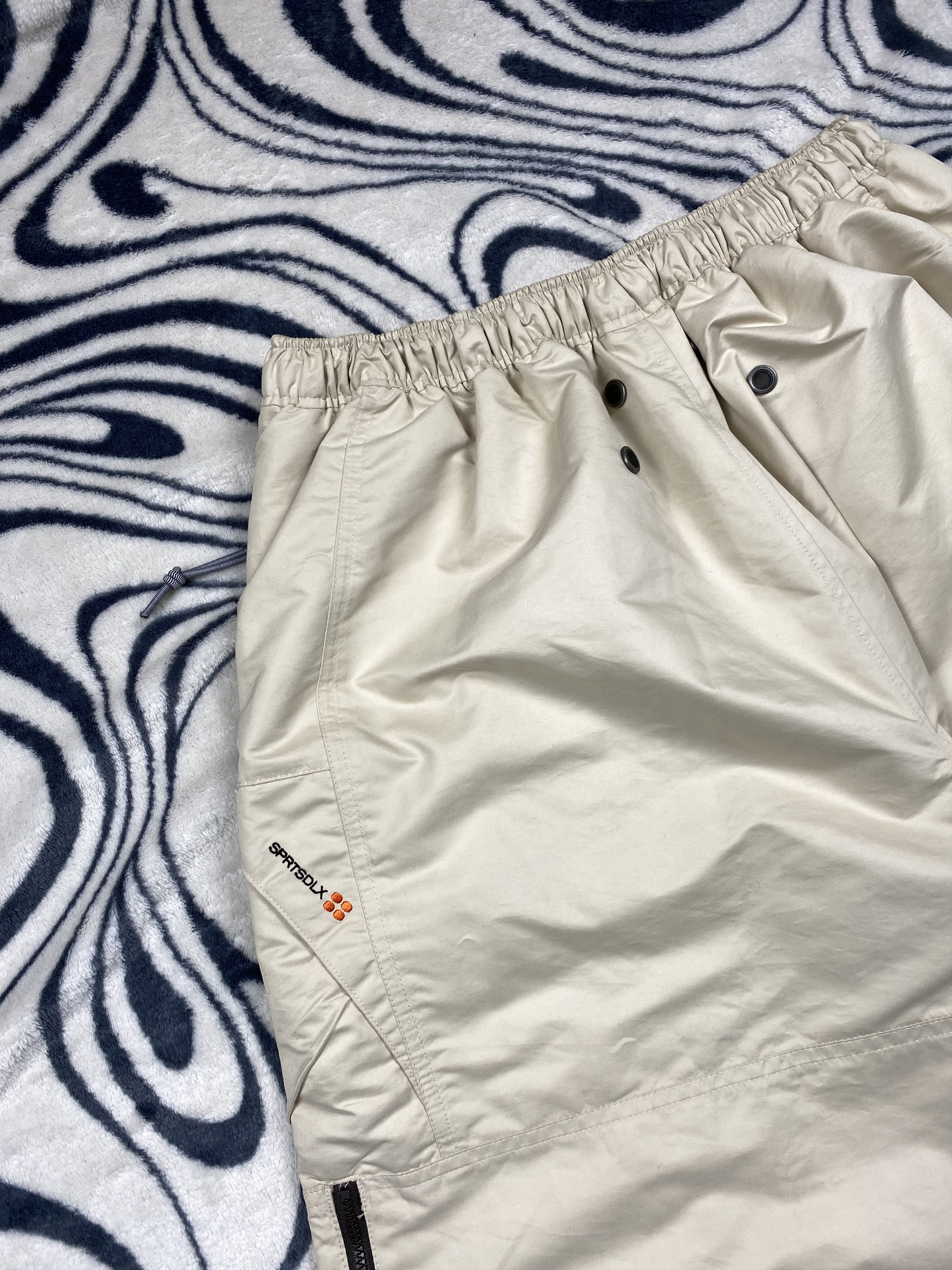Nike Nike SPRTSDLX Vintage Nylon Pants inside on fleece Y2K Size US 34 / EU 50 - 14 Thumbnail
