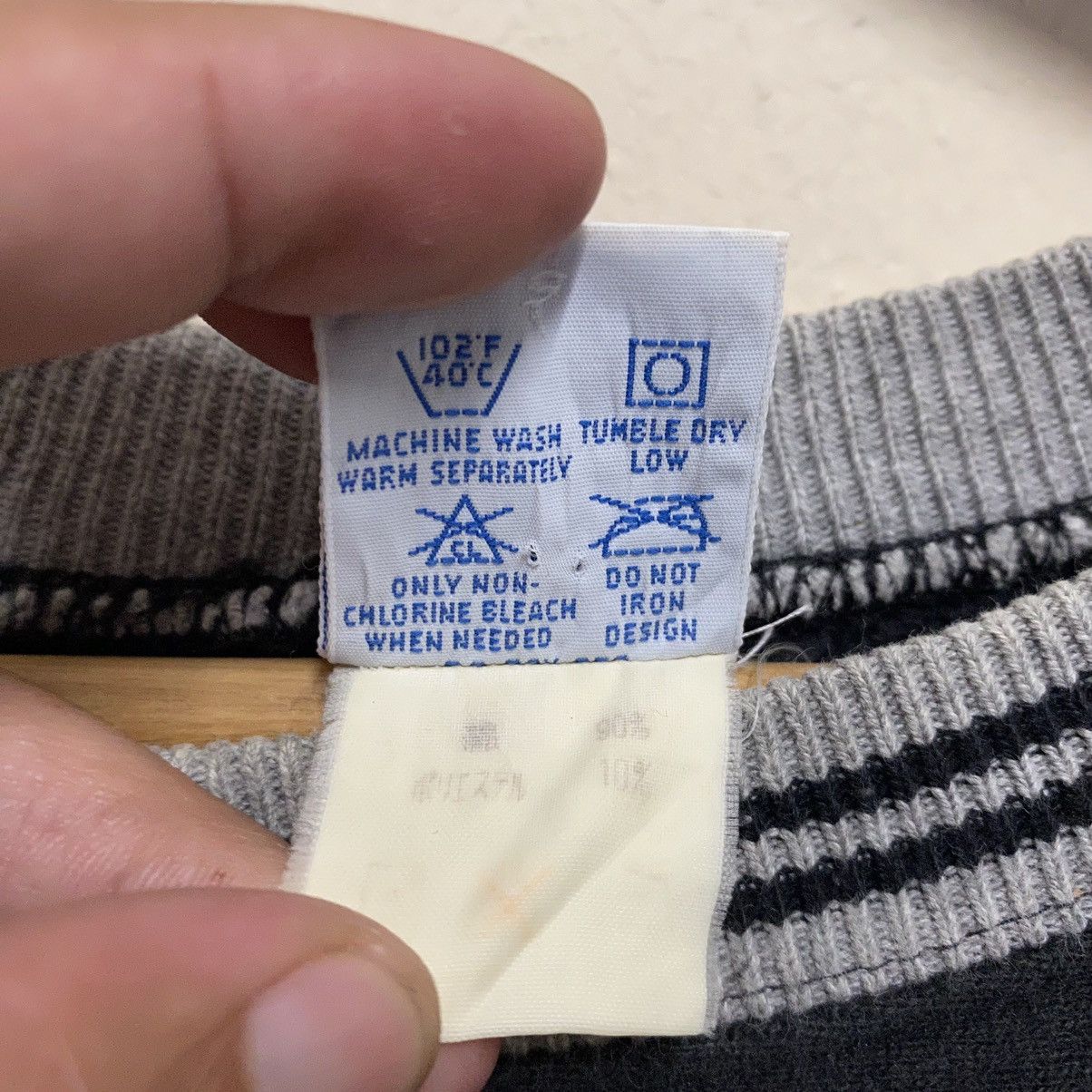 Champion × Sports Specialties × Vintage Vintage Champion Reverse Weave Big Logo Crewneck Sweatshirt Size US M / EU 48-50 / 2 - 9 Thumbnail