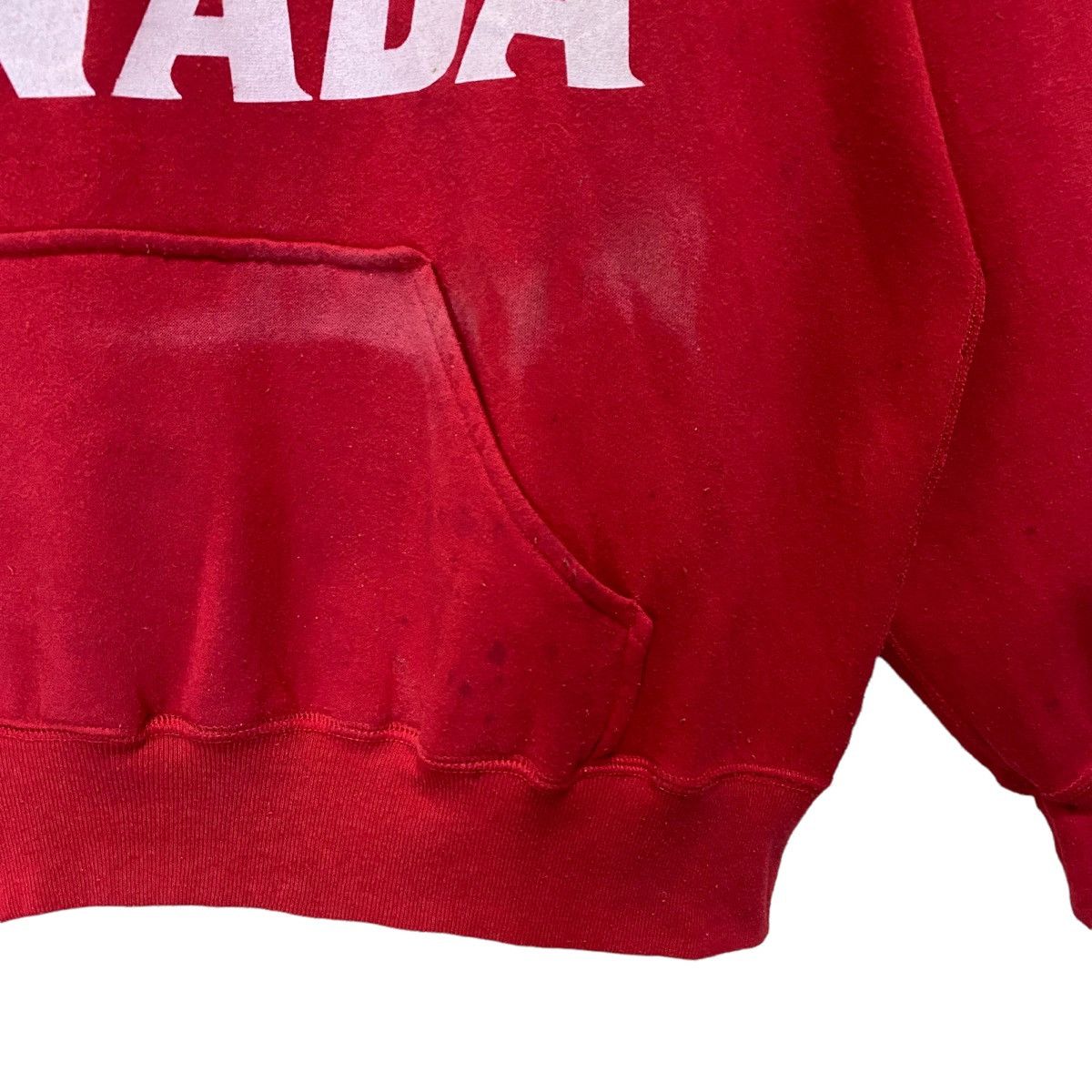 Vintage Vintage Canada Big Logo Crewneck Sweatshirt Size S Size US S / EU 44-46 / 1 - 6 Thumbnail