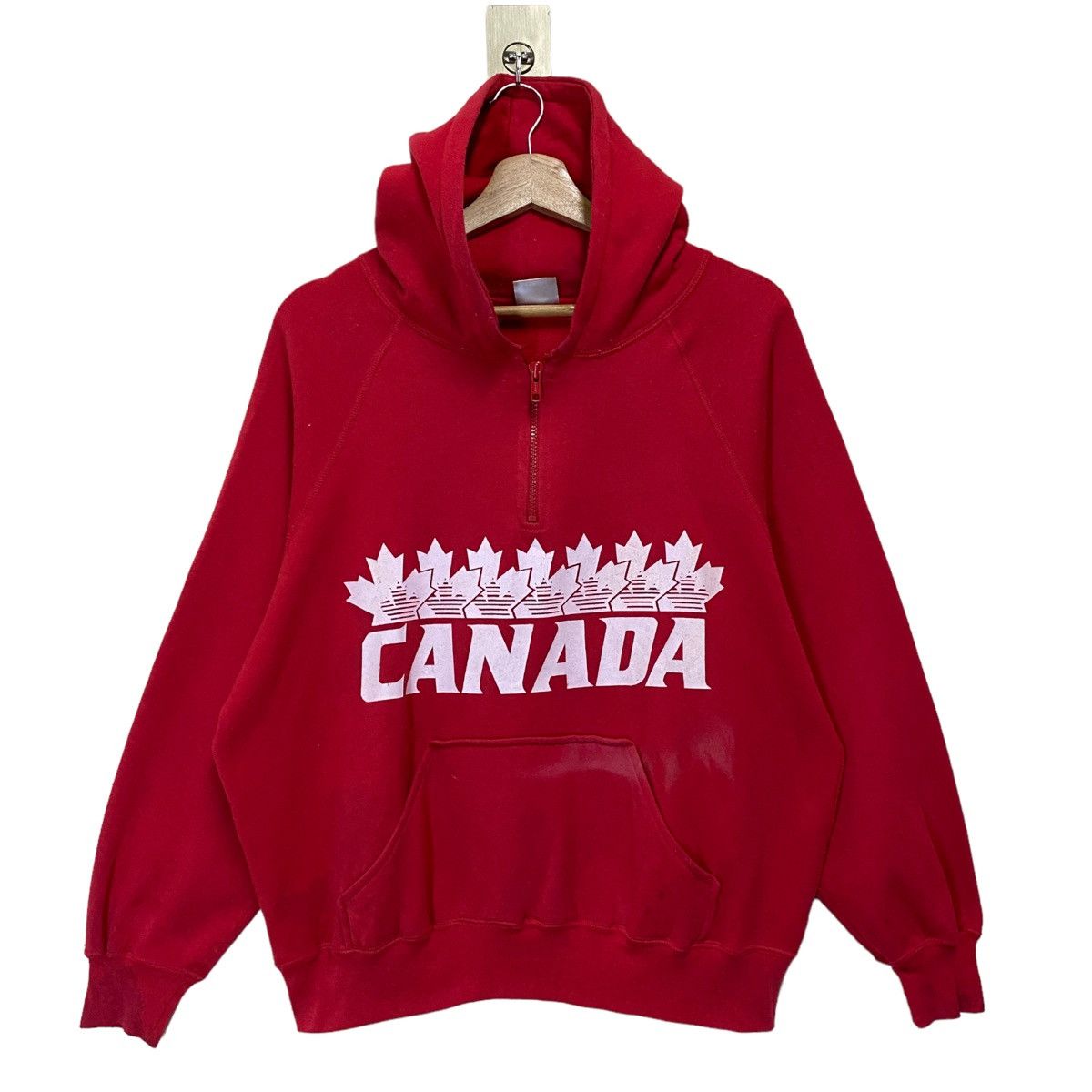Vintage Vintage Canada Big Logo Crewneck Sweatshirt Size S Size US S / EU 44-46 / 1 - 1 Thumbnail
