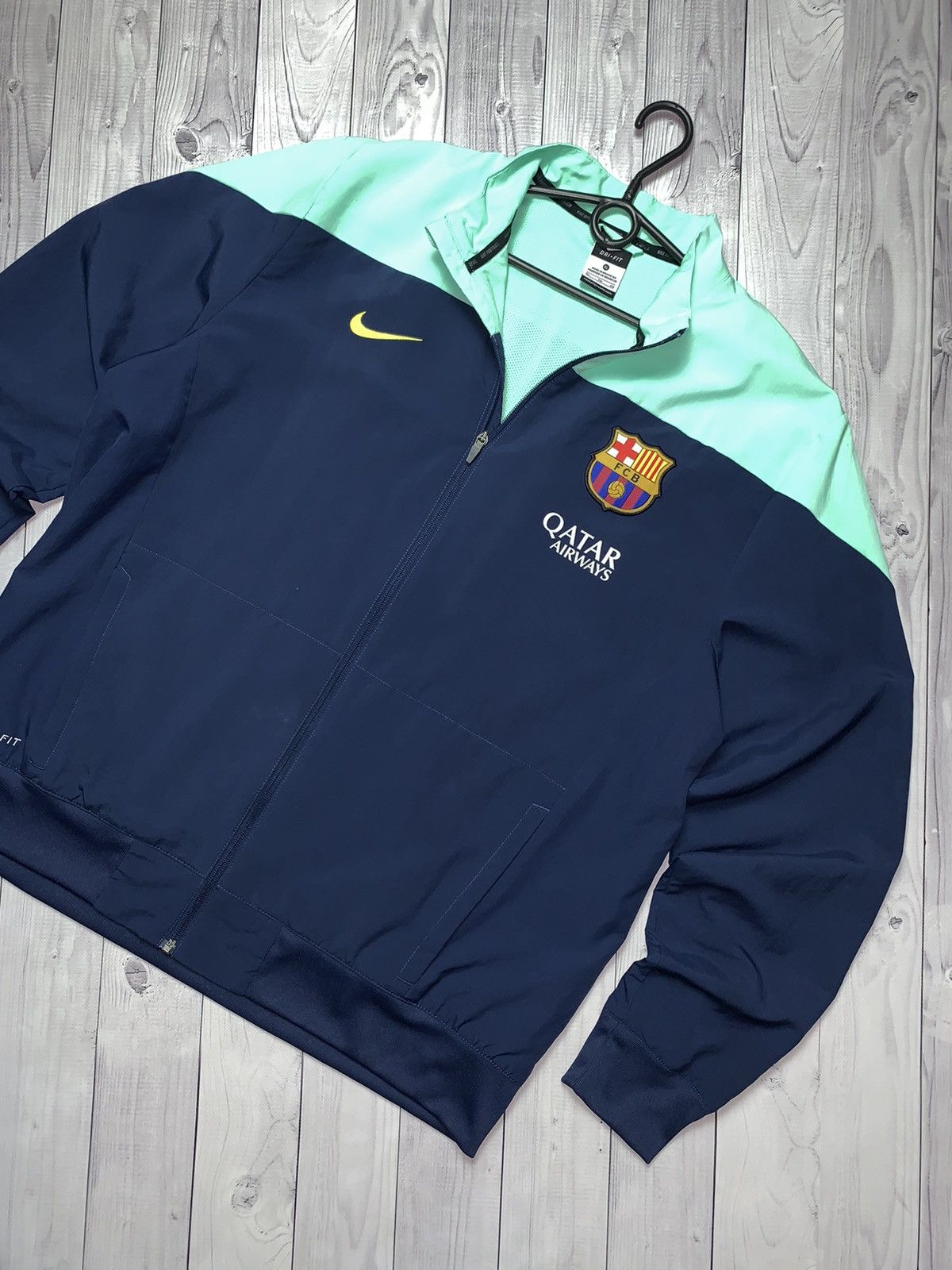 Nike Barcelona Nike track jacket size XL Size US XL / EU 56 / 4 - 2 Thumbnail