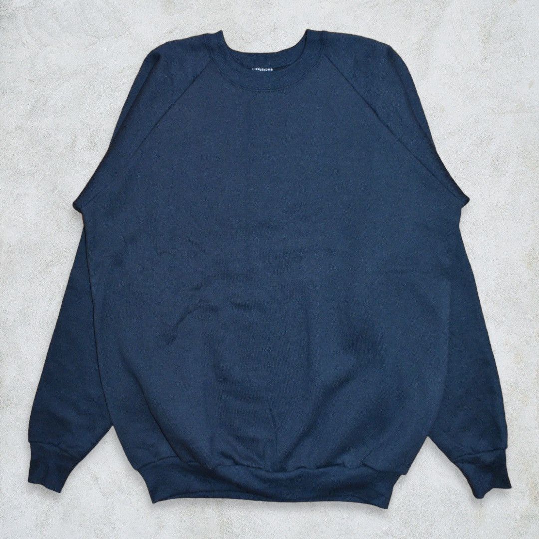 Vintage Vintage 90s Fruit of the Loom Blank Sweatshirt (XL) Size US XL / EU 56 / 4 - 1 Thumbnail