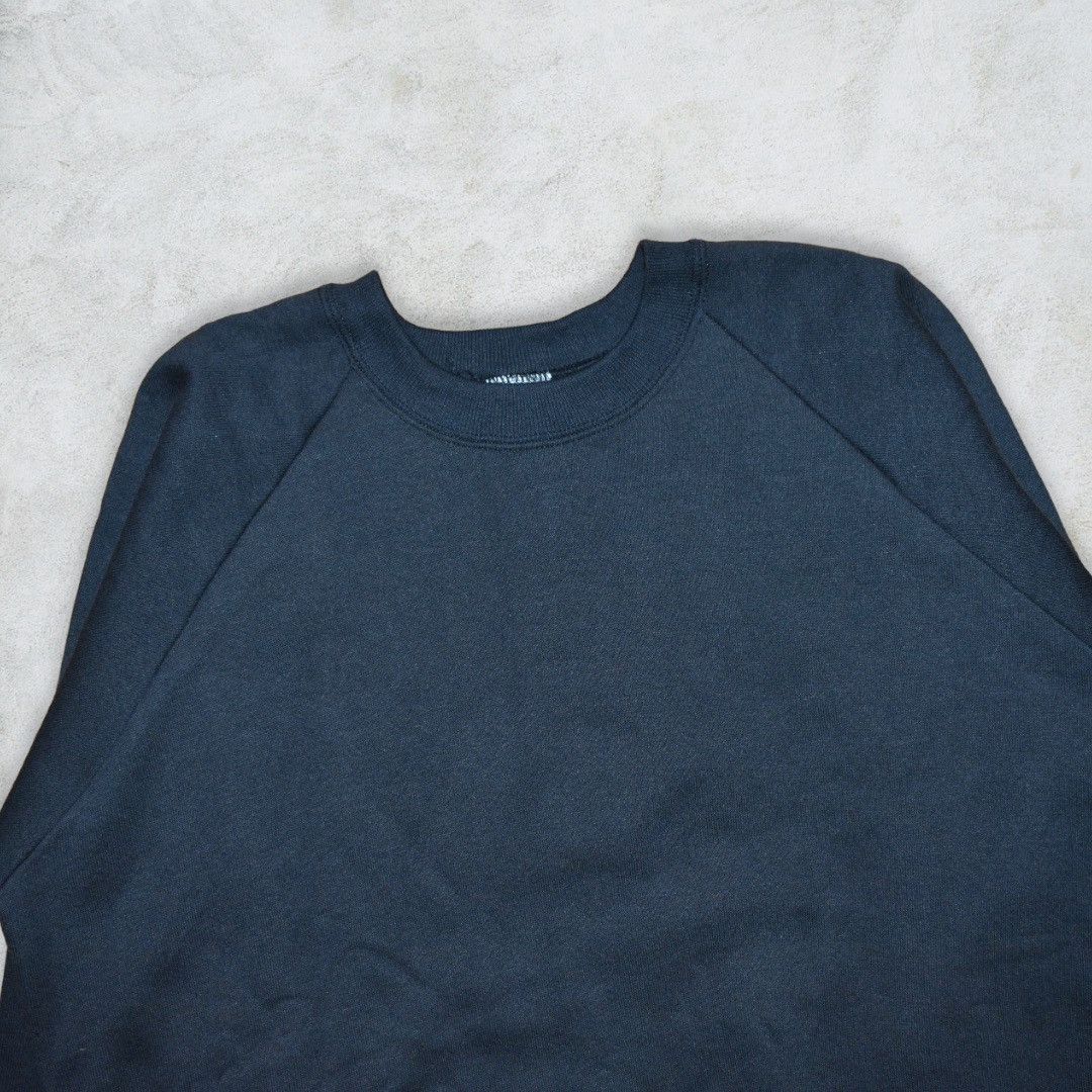 Vintage Vintage 90s Fruit of the Loom Blank Sweatshirt (XL) Size US XL / EU 56 / 4 - 2 Thumbnail