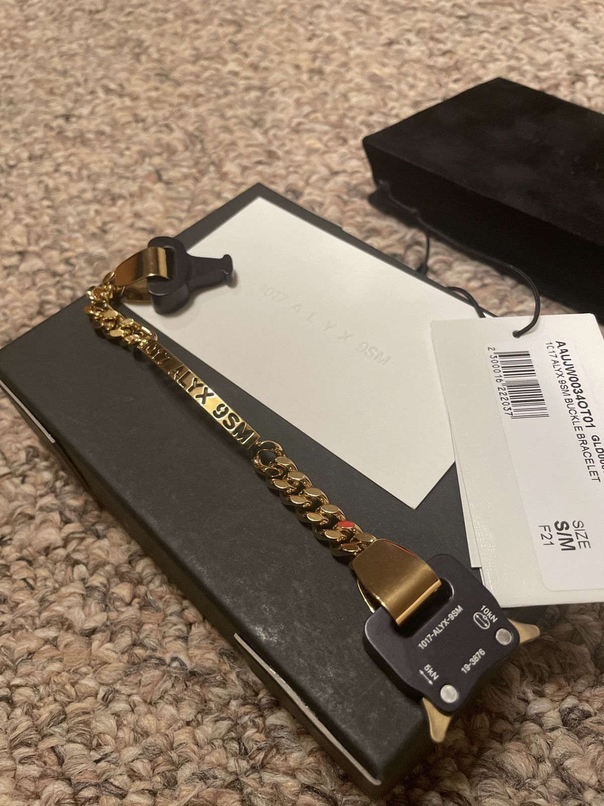 1017 ALYX 9SM Gold Shiny Buckle Bracelet [F21] Size ONE SIZE - 2 Thumbnail