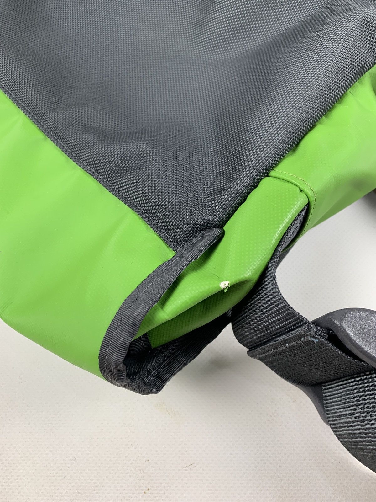 The North Face Vintage The North Face Purple Crossbody Messenger Bag Size ONE SIZE - 20 Thumbnail
