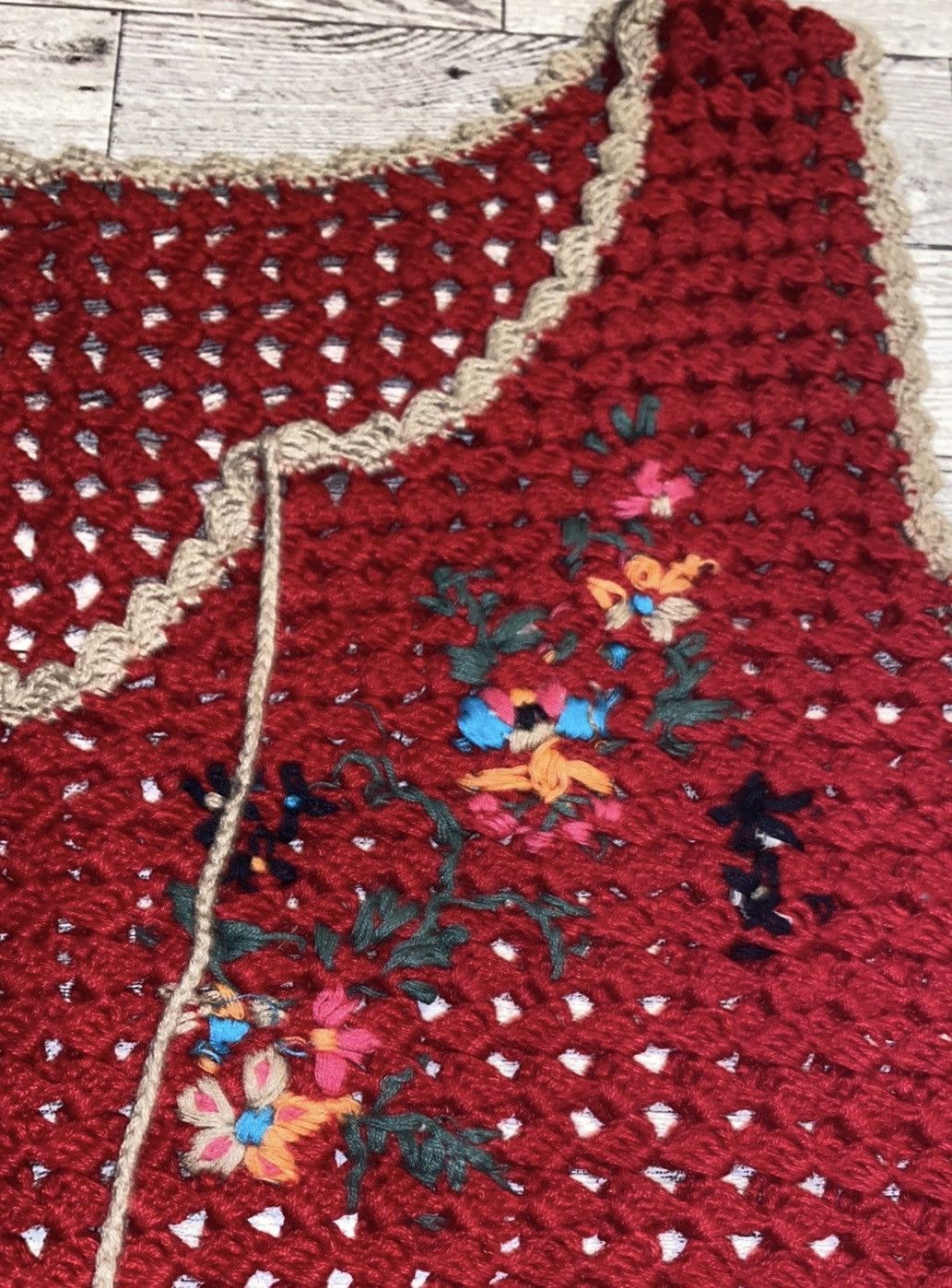 Handmade × Vintage VTG, Handmade, Open Knit, Embroidered Tank Top Size L / US 10 / IT 46 - 11 Thumbnail
