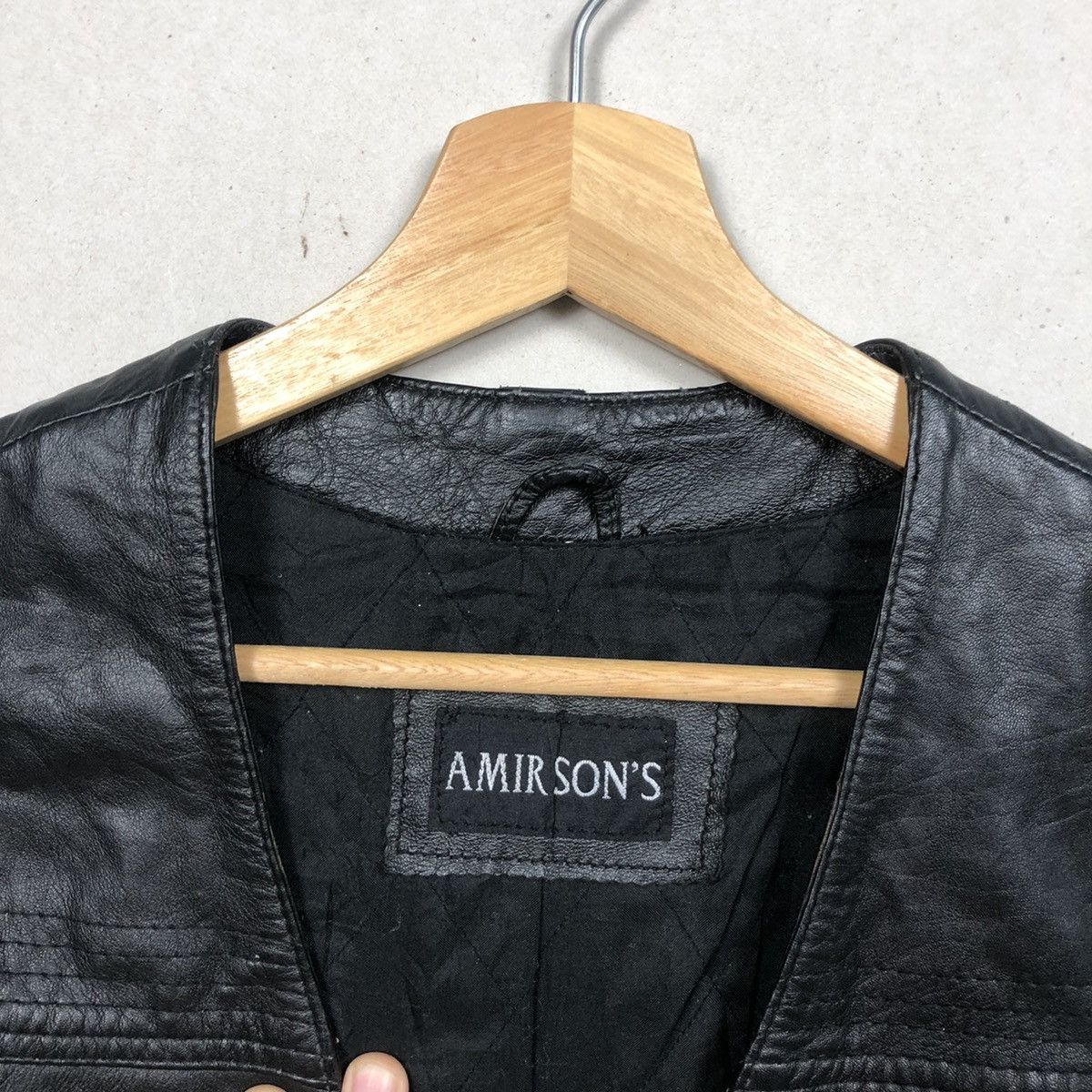 Japanese Brand Amirson’s Mens Luxury Leather Vest Jacket Multipocket Size US M / EU 48-50 / 2 - 12 Thumbnail