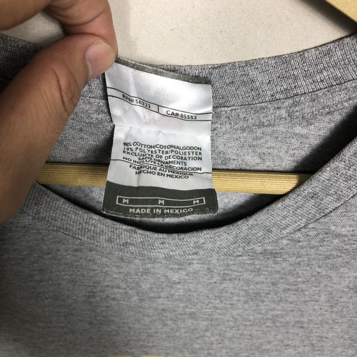 Nike Vintage Y2K Nike Marquette Grey Shirt Size US M / EU 48-50 / 2 - 5 Thumbnail