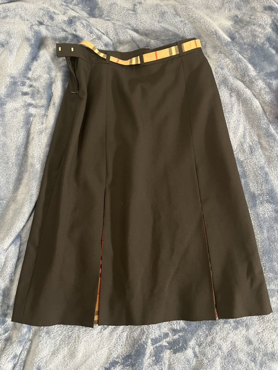 Burberry Skirt Black