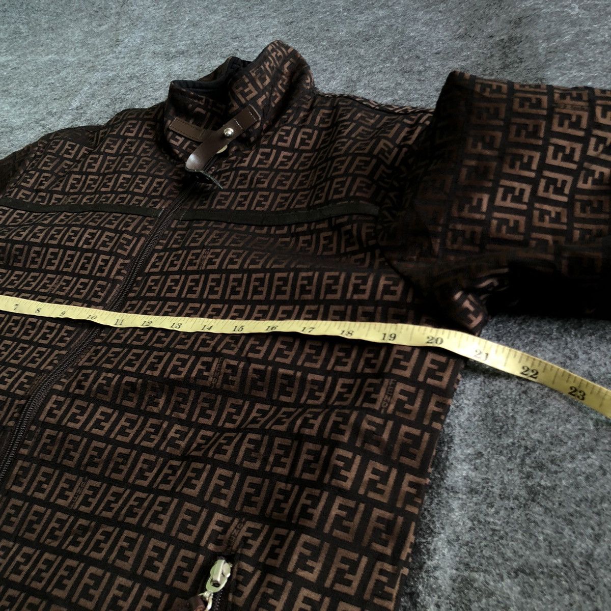 Fendi Authentics Vintage Luxury Jackets Fendi Monogram Women's Size L / US 10 / IT 46 - 13 Thumbnail