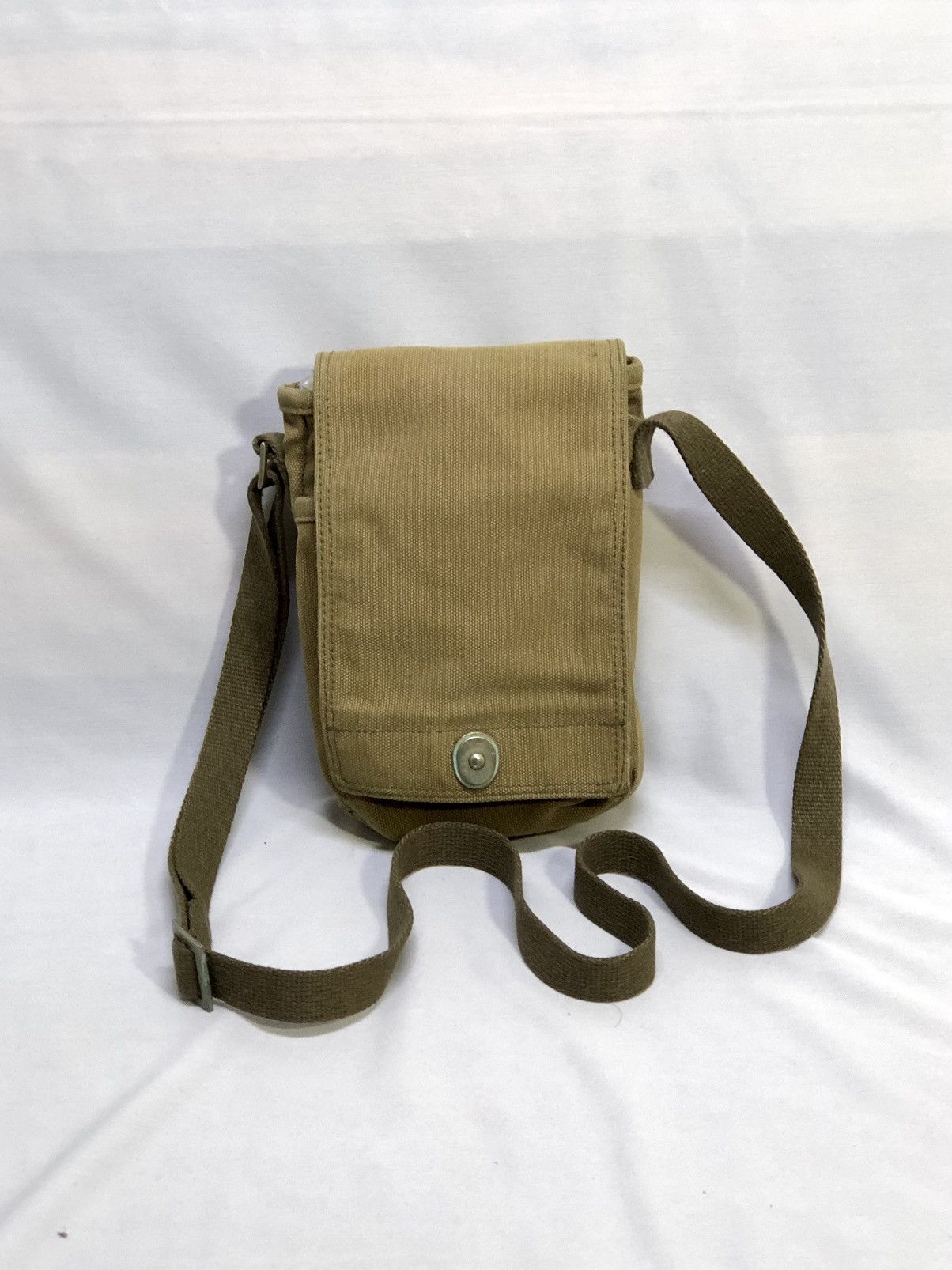 Uniqlo Uniqlo fabric cotton sling bag army green Size ONE SIZE - 1 Thumbnail