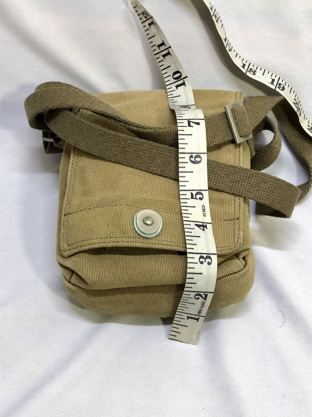 Uniqlo Uniqlo fabric cotton sling bag army green Size ONE SIZE - 6 Thumbnail