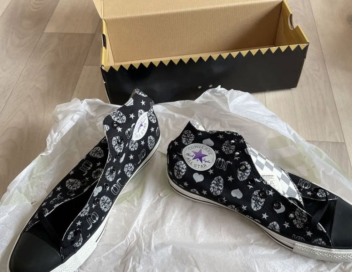 Jojo’s bizarre adventure CONVERSE stone mask Sneakers US9