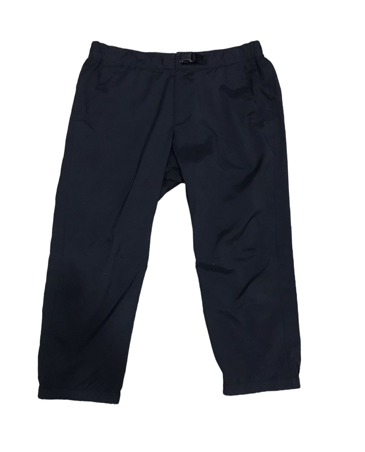 Uniqlo UNIQLO SHORT PANTS Size US 32 / EU 48 - 1 Thumbnail