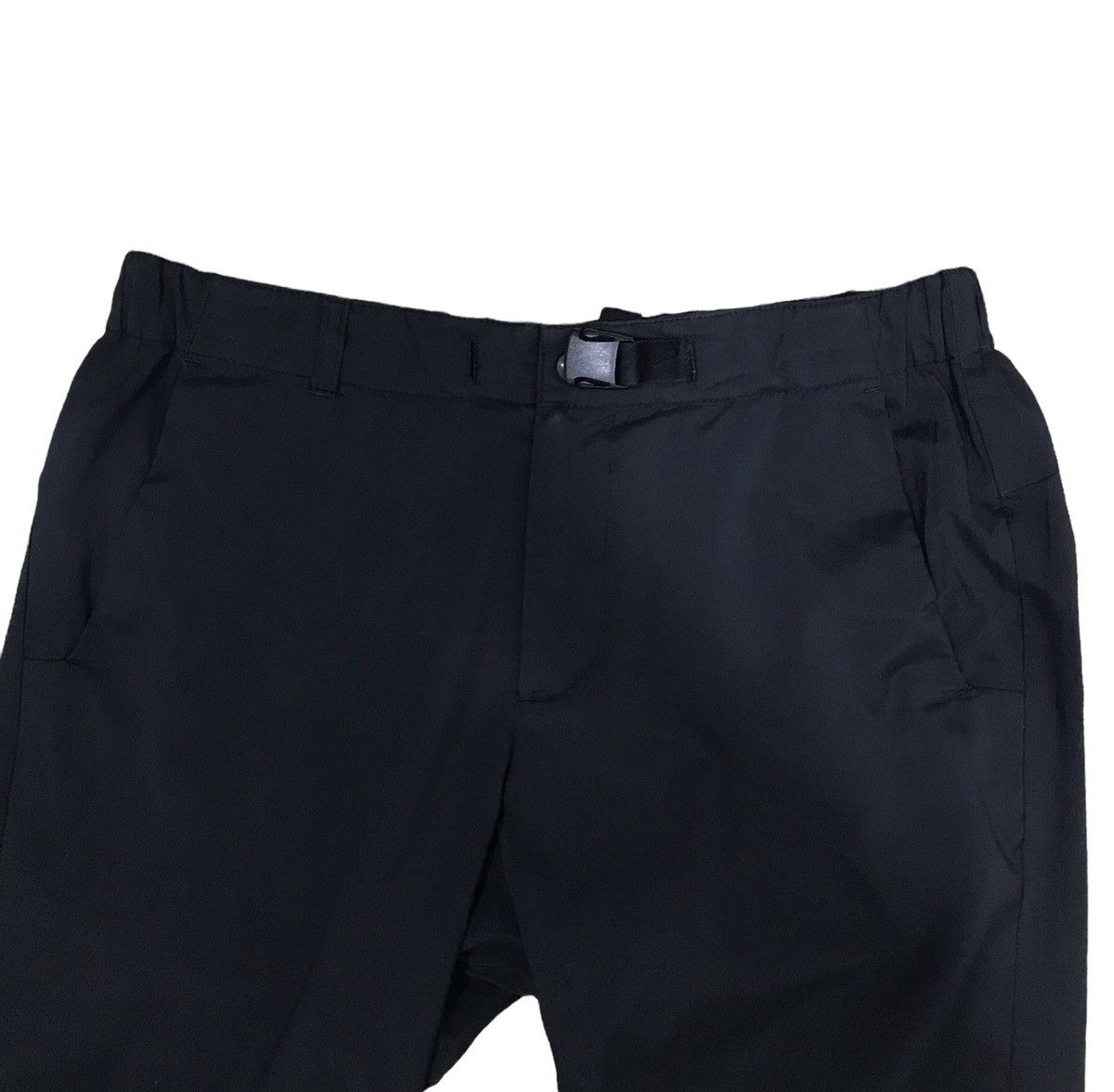 Uniqlo UNIQLO SHORT PANTS Size US 32 / EU 48 - 3 Thumbnail