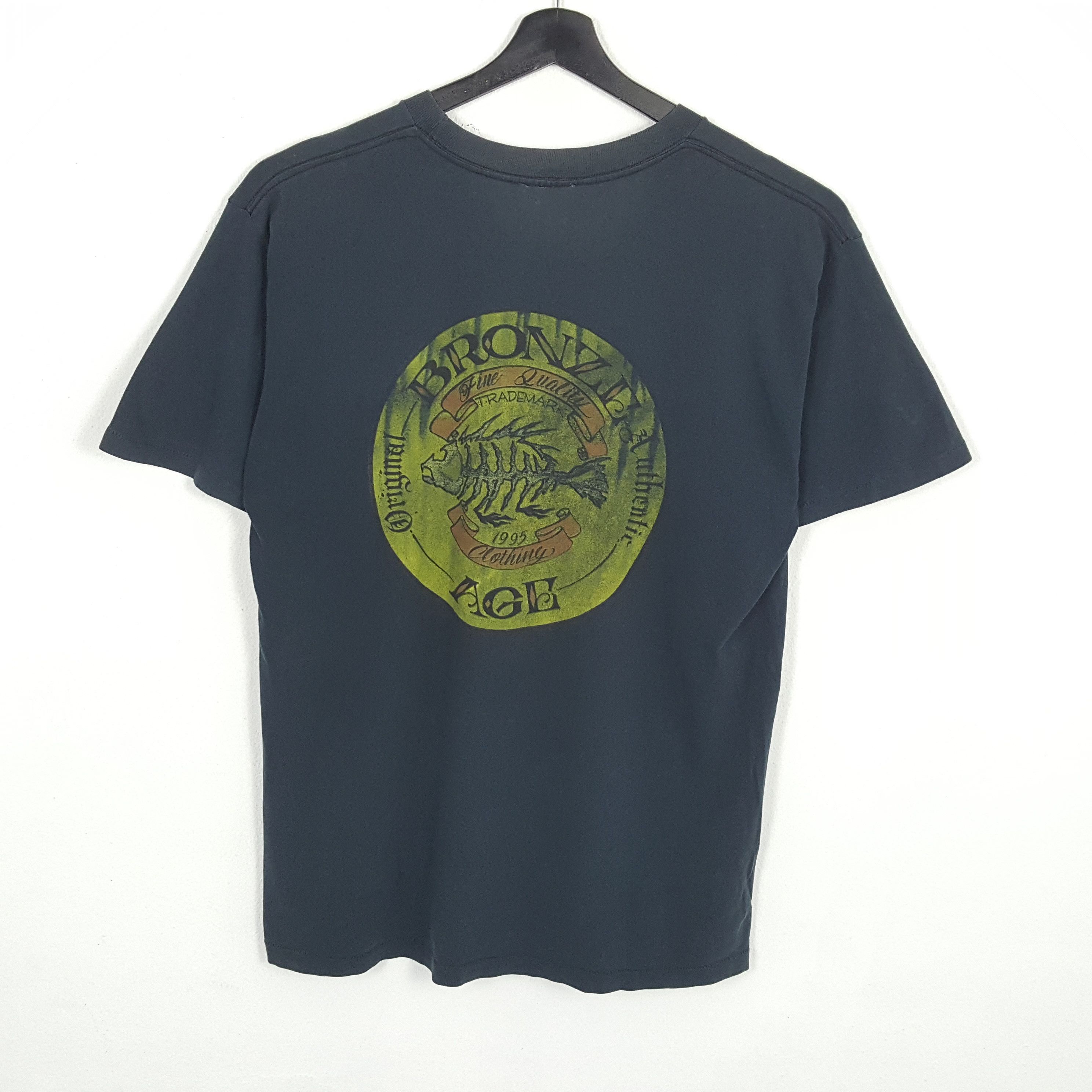 BRONZE AGE Surfing Style Vintage 90's Tshirt